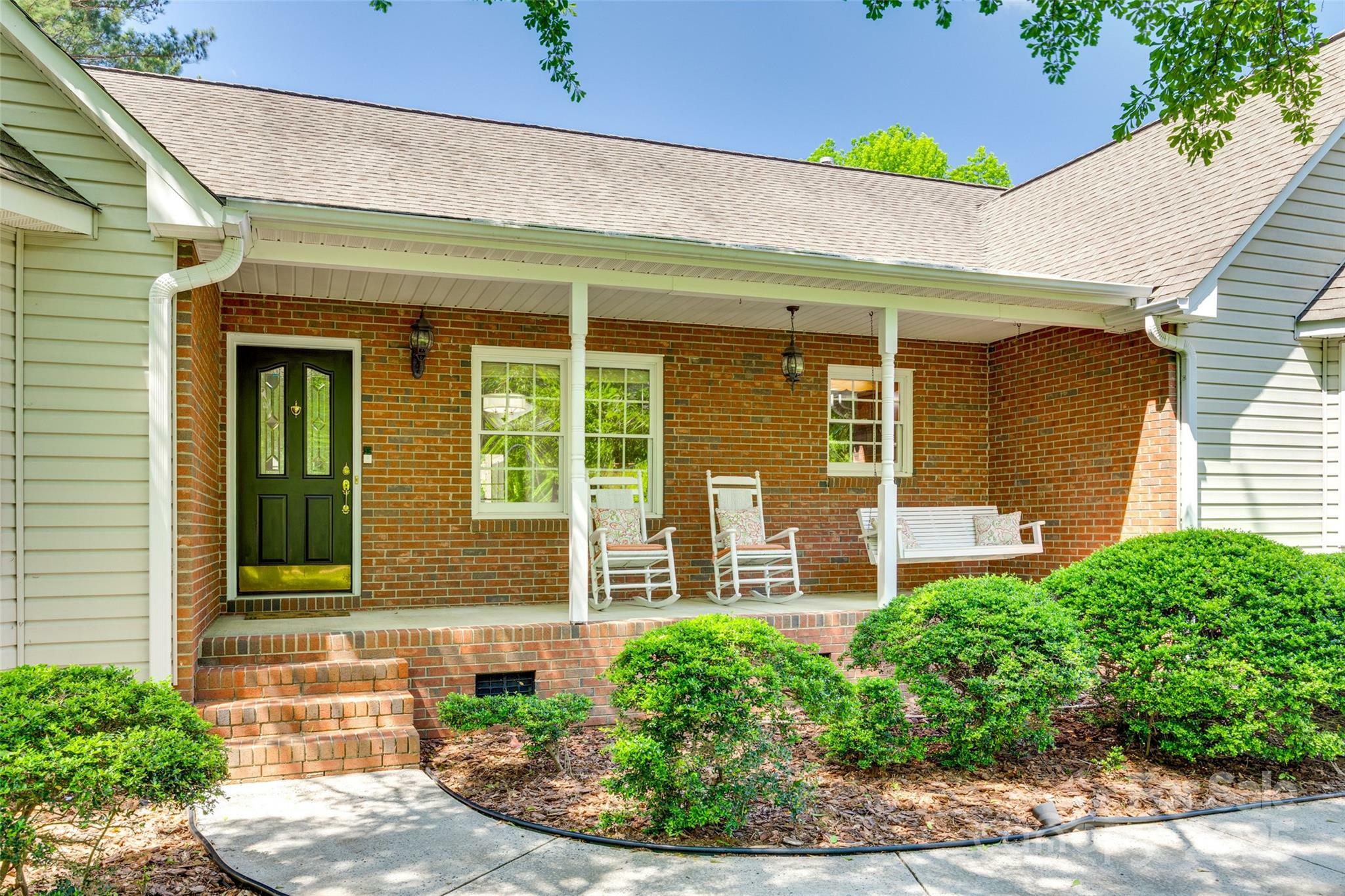 Property Photo: 4307 Edgeland Road SC 29712