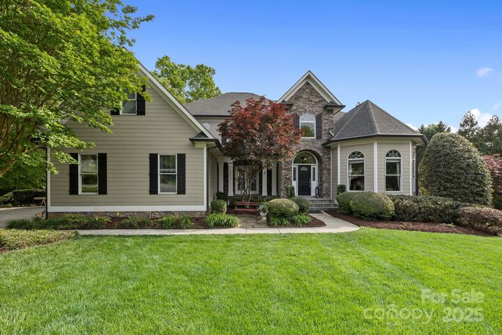 Property Photo: 18730 Floyd Court NC 28036