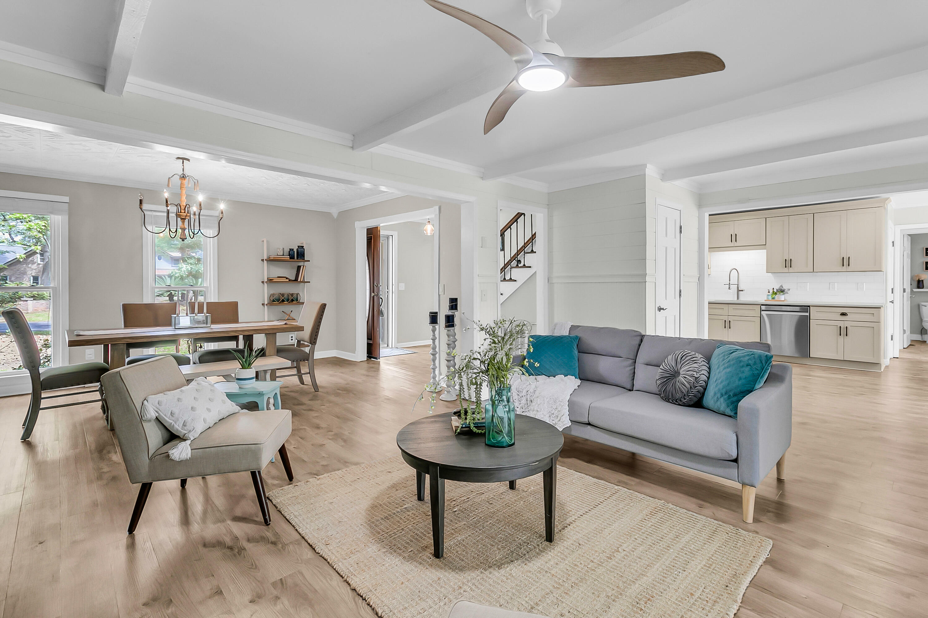 Property Photo: 1541 Hutton Place SC 29407