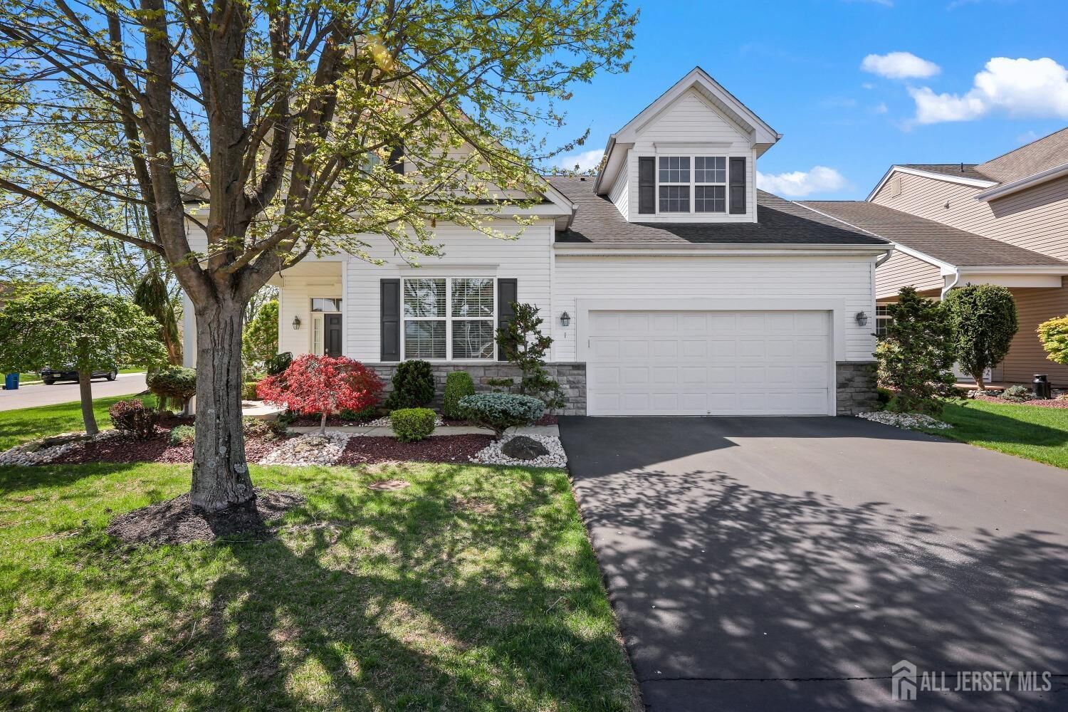 Property Photo: 1 Jester Court NJ 08831