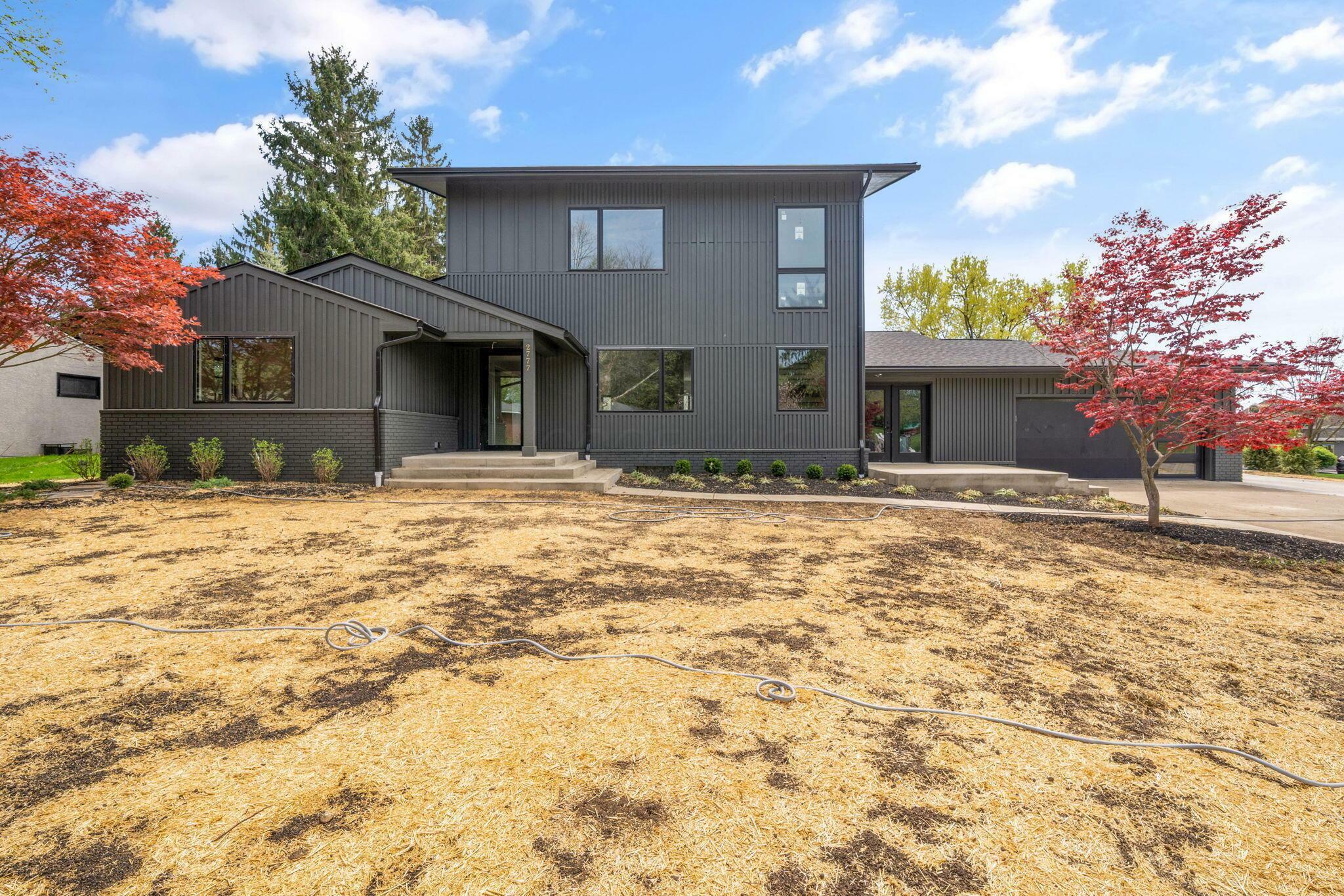 Property Photo: 2777 Donna Drive OH 43220