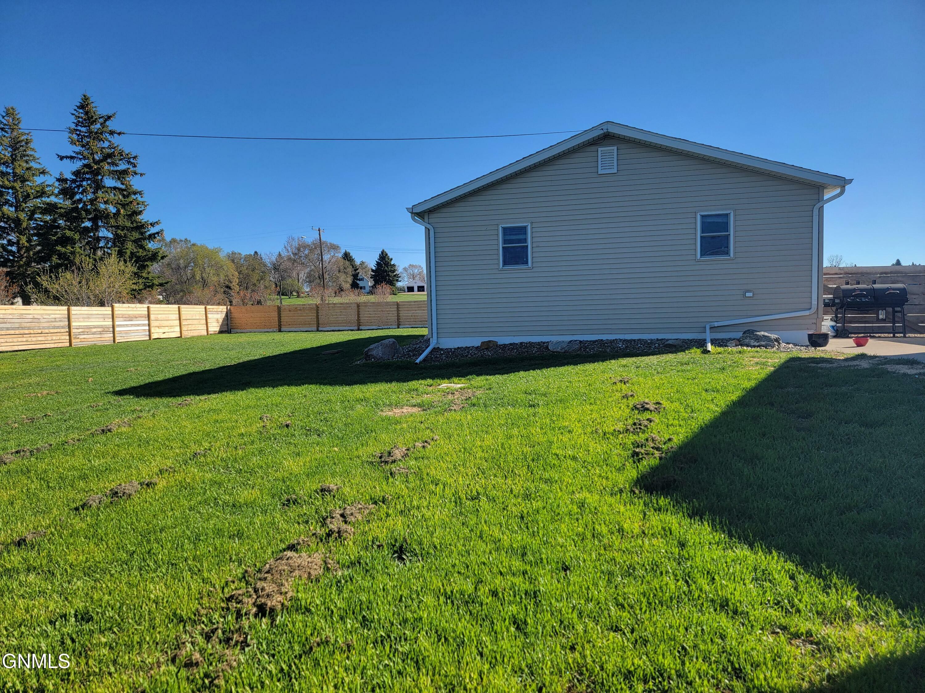Property Photo: 1449 Main Avenue ND 58577