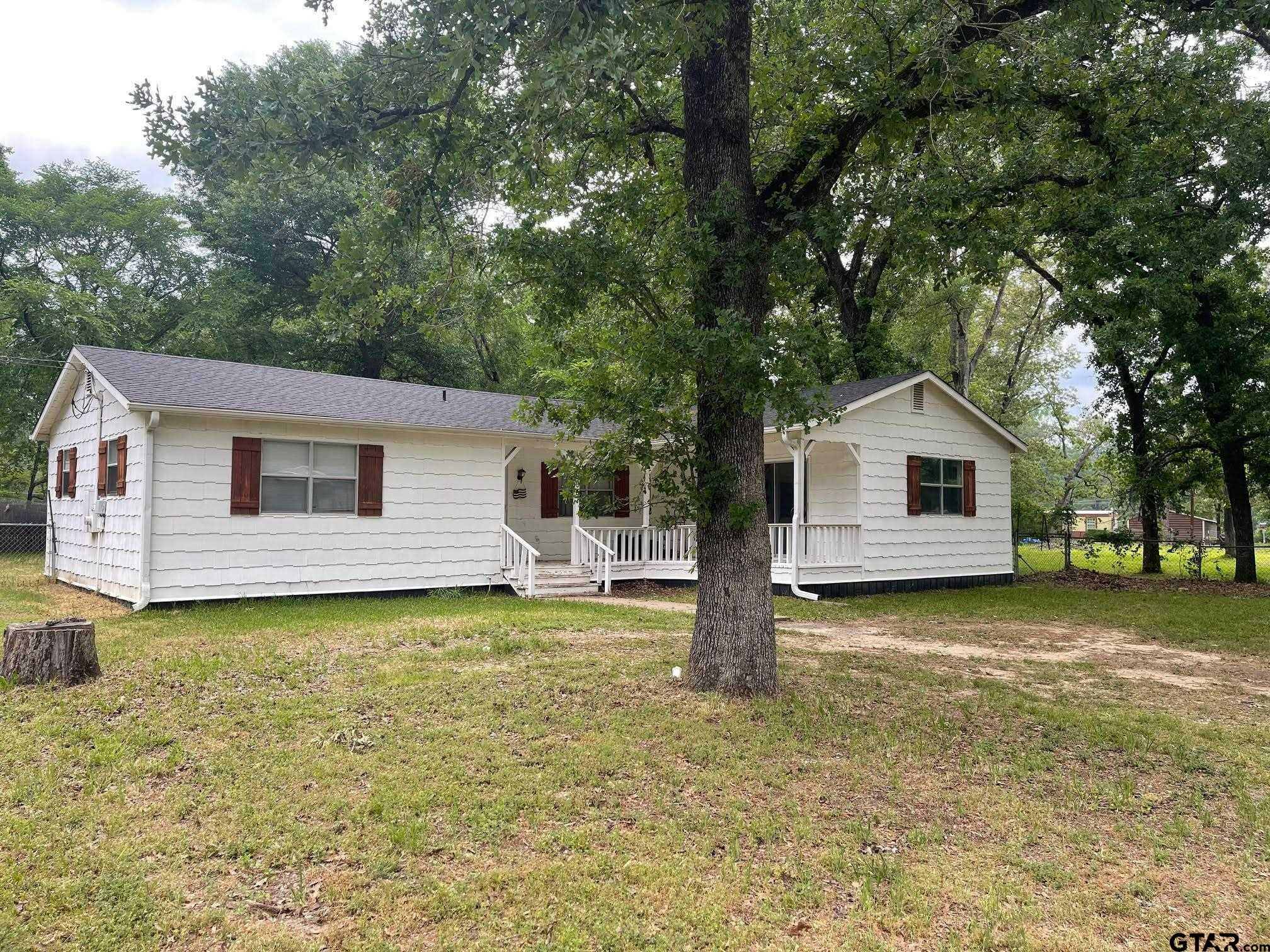 Property Photo: 20957 Lee Lane TX 75758