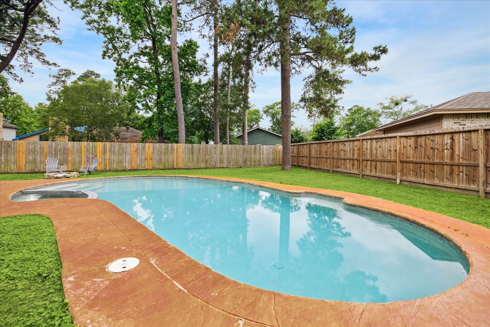 Property Photo: 7811 Ashwell Court TX 77389