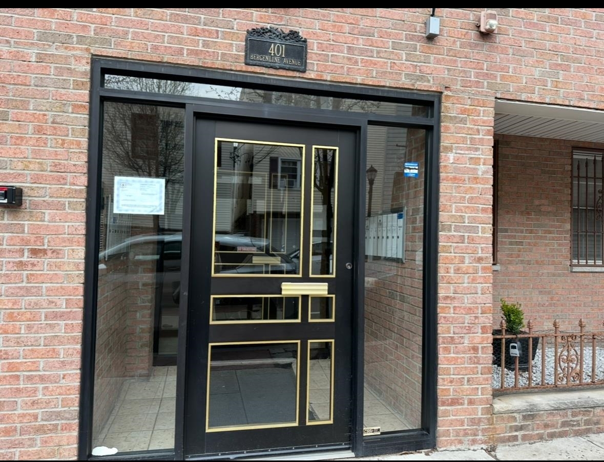 Property Photo: 401 Bergenline Ave 13 NJ 07087
