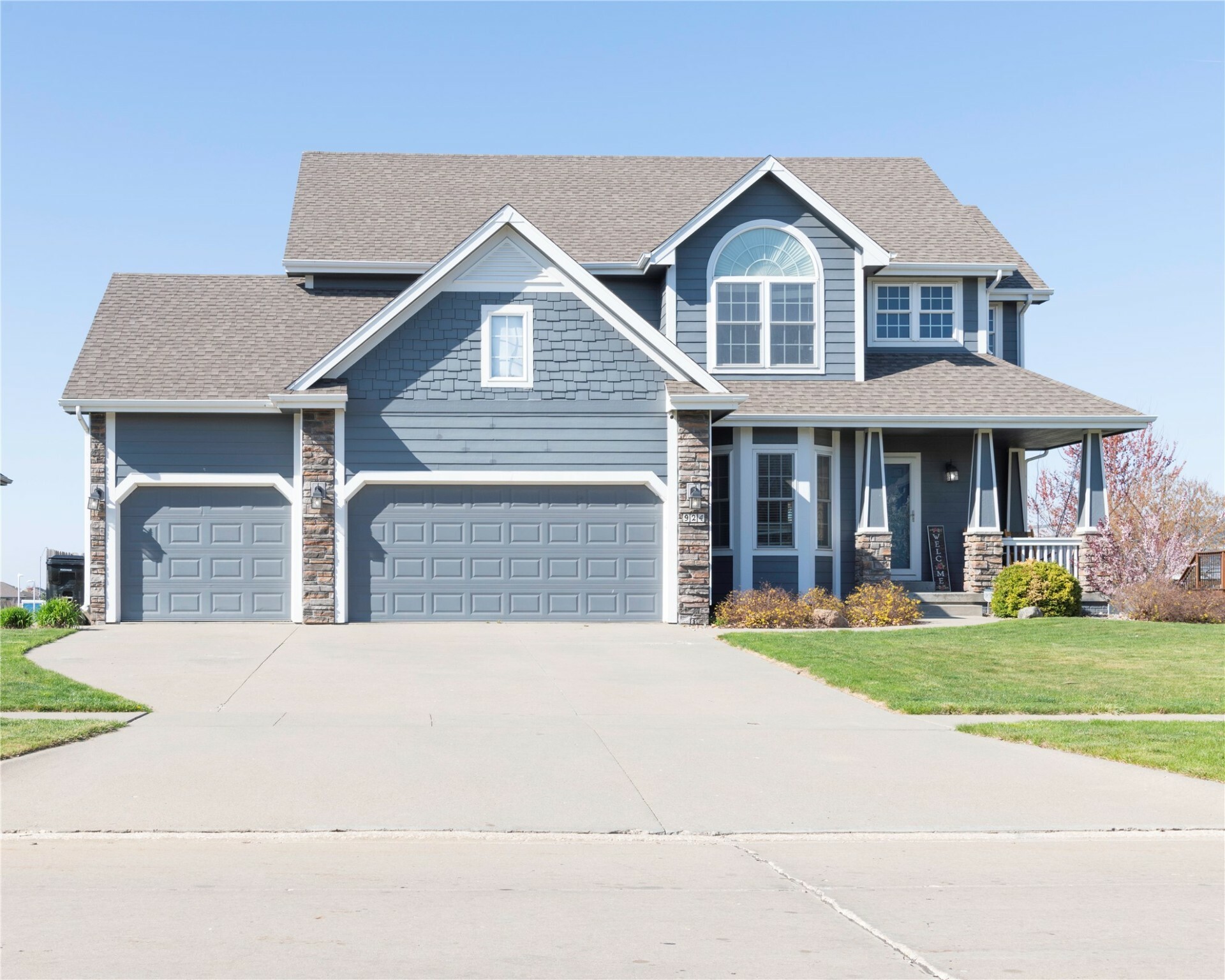924 NW 33rd Street  Ankeny IA 50023 photo
