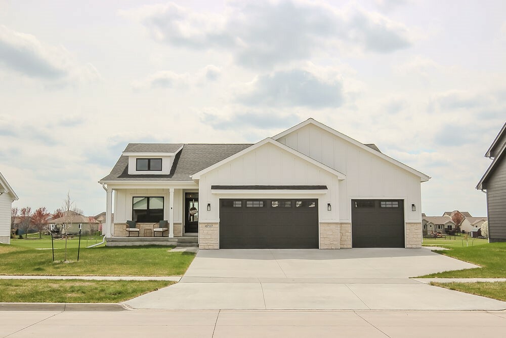 4717 NW 10th Street  Ankeny IA 50023 photo