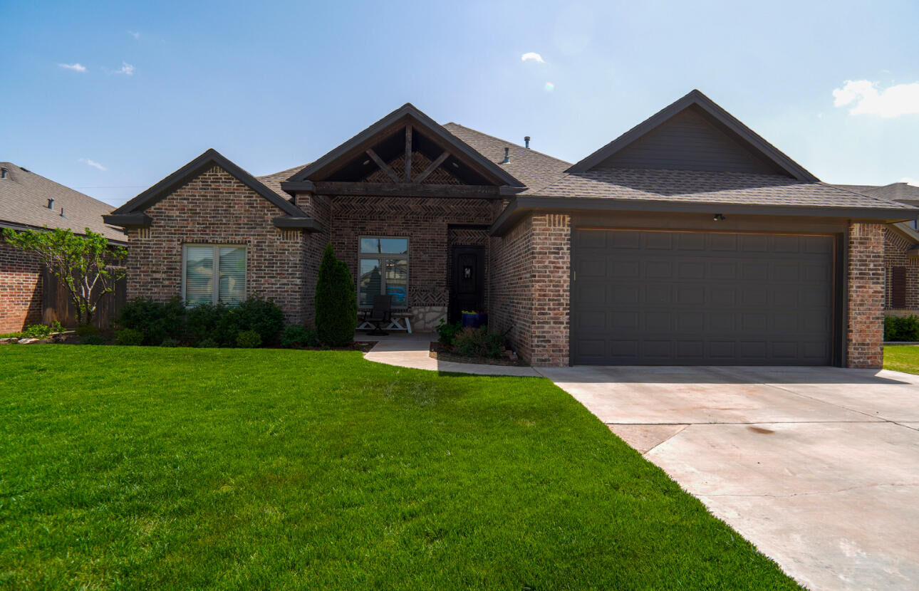 Property Photo: 1120 17th Street TX 79363