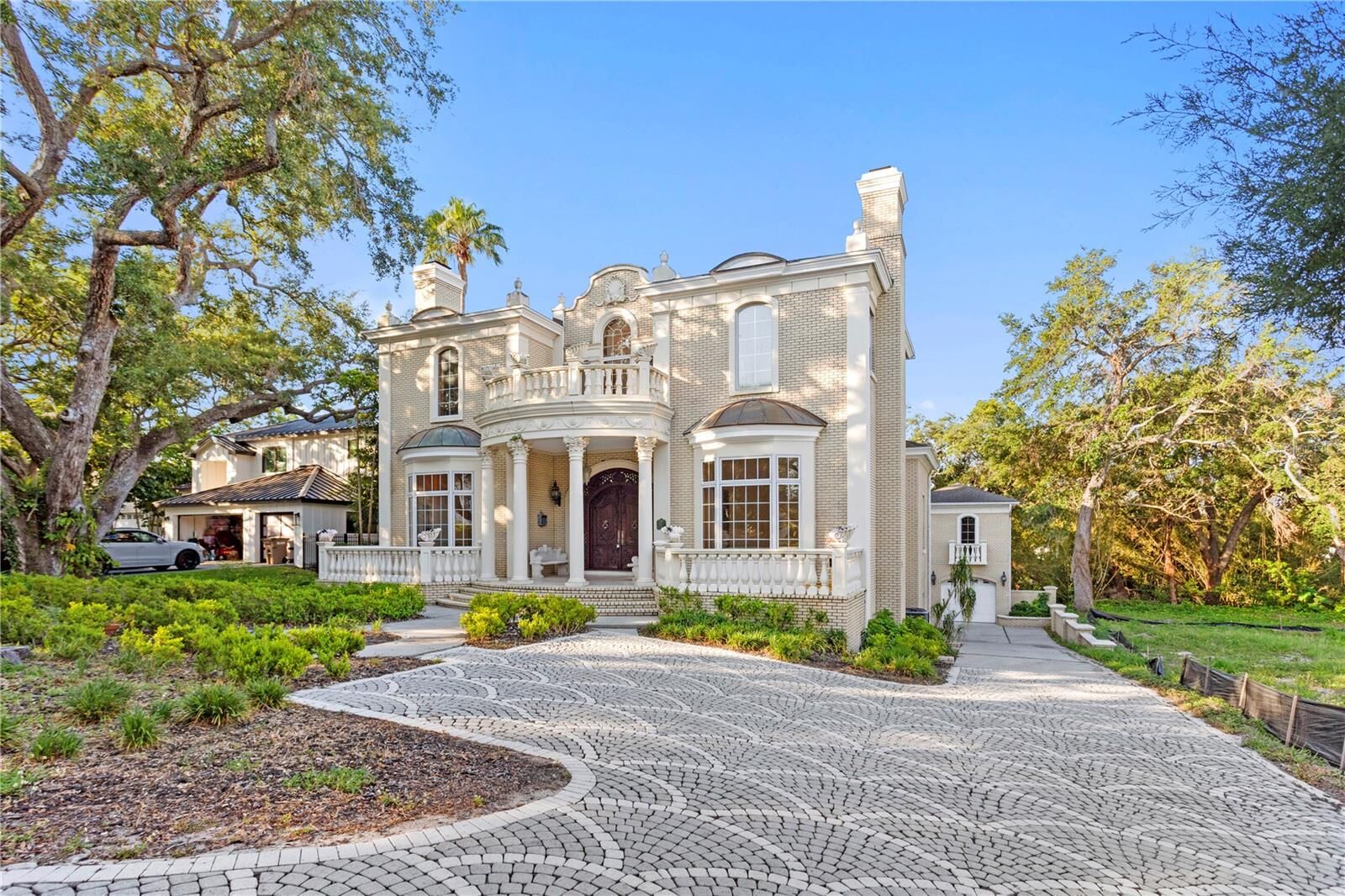 Property Photo:  1577 Alexander Road  FL 33756 