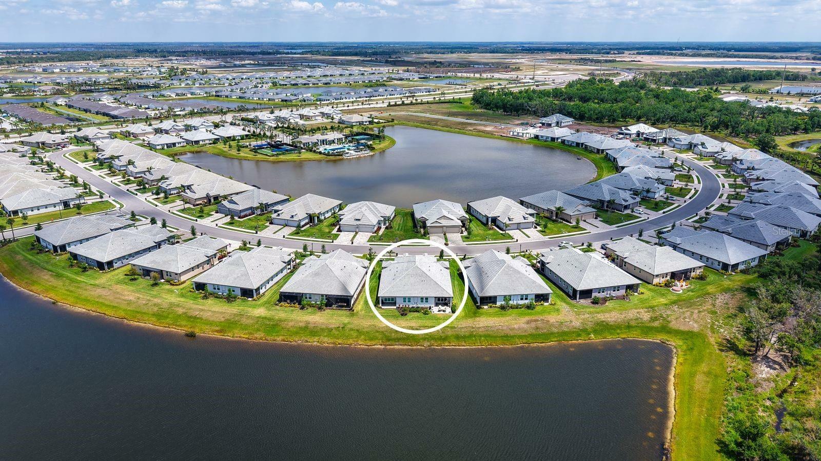 Property Photo: 17946 Cherished Loop FL 34211