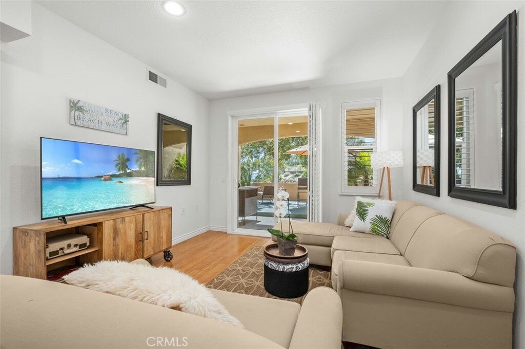 Property Photo: 116 Verdin Lane CA 92656