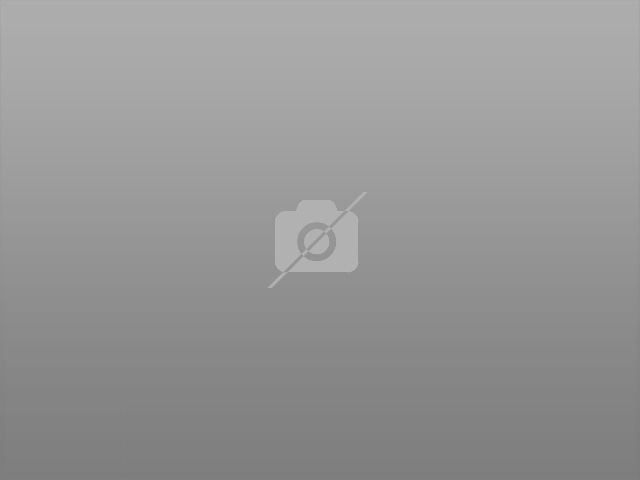 Property Photo: 140 Villa Court CA 92211