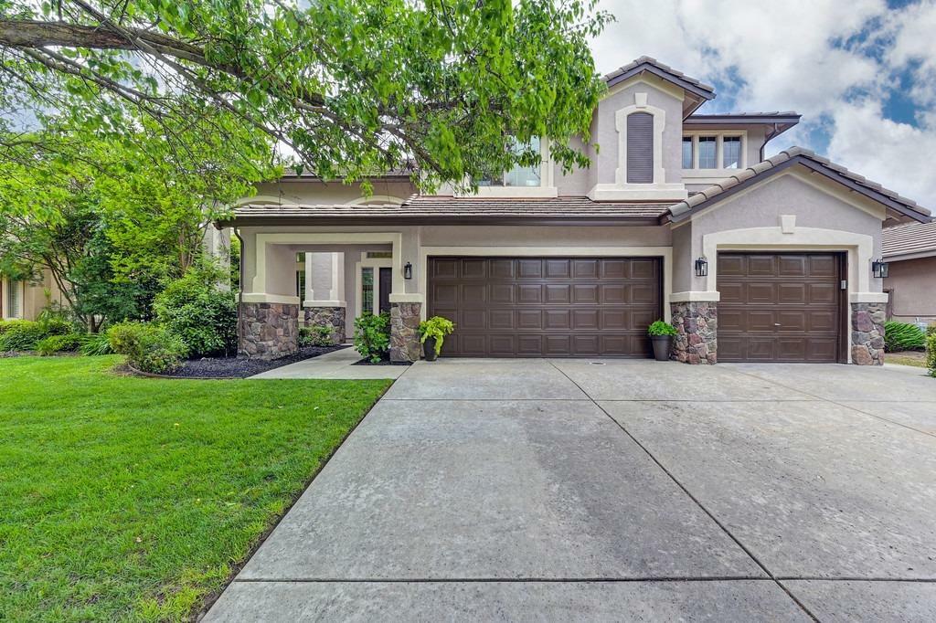 Property Photo: 260 Woodhaven Place CA 95605