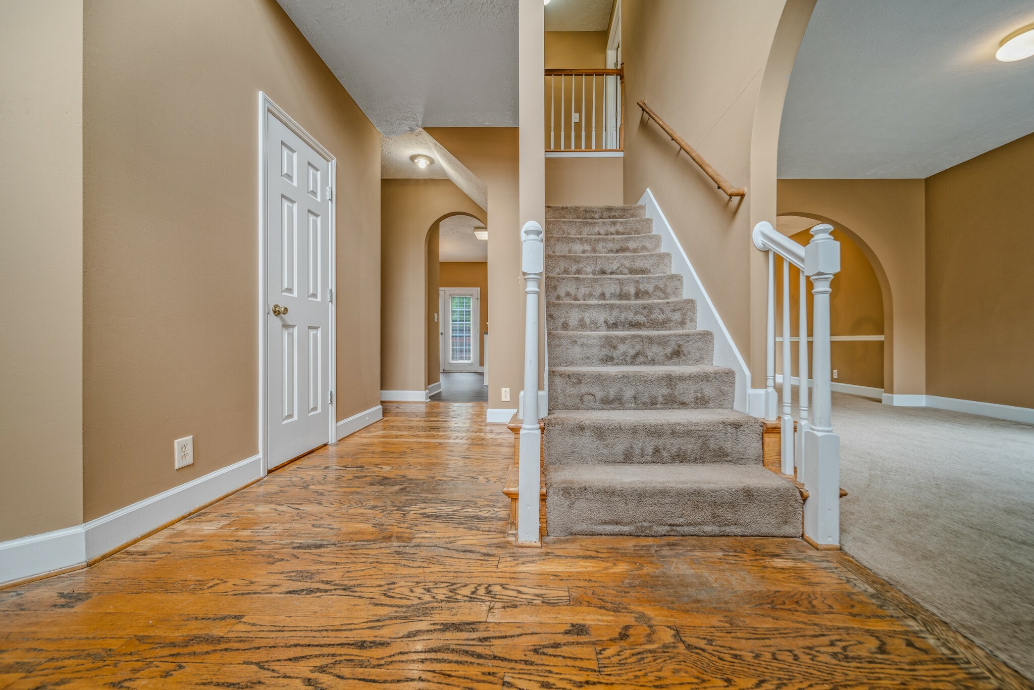 Property Photo: 3905 Waterford Way TN 37013