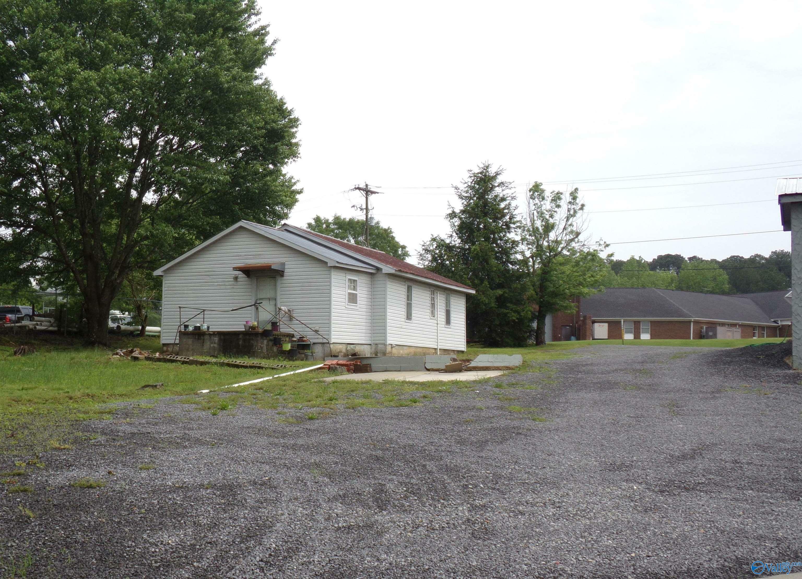 Property Photo: 556 NW 1st Avenue AL 35016