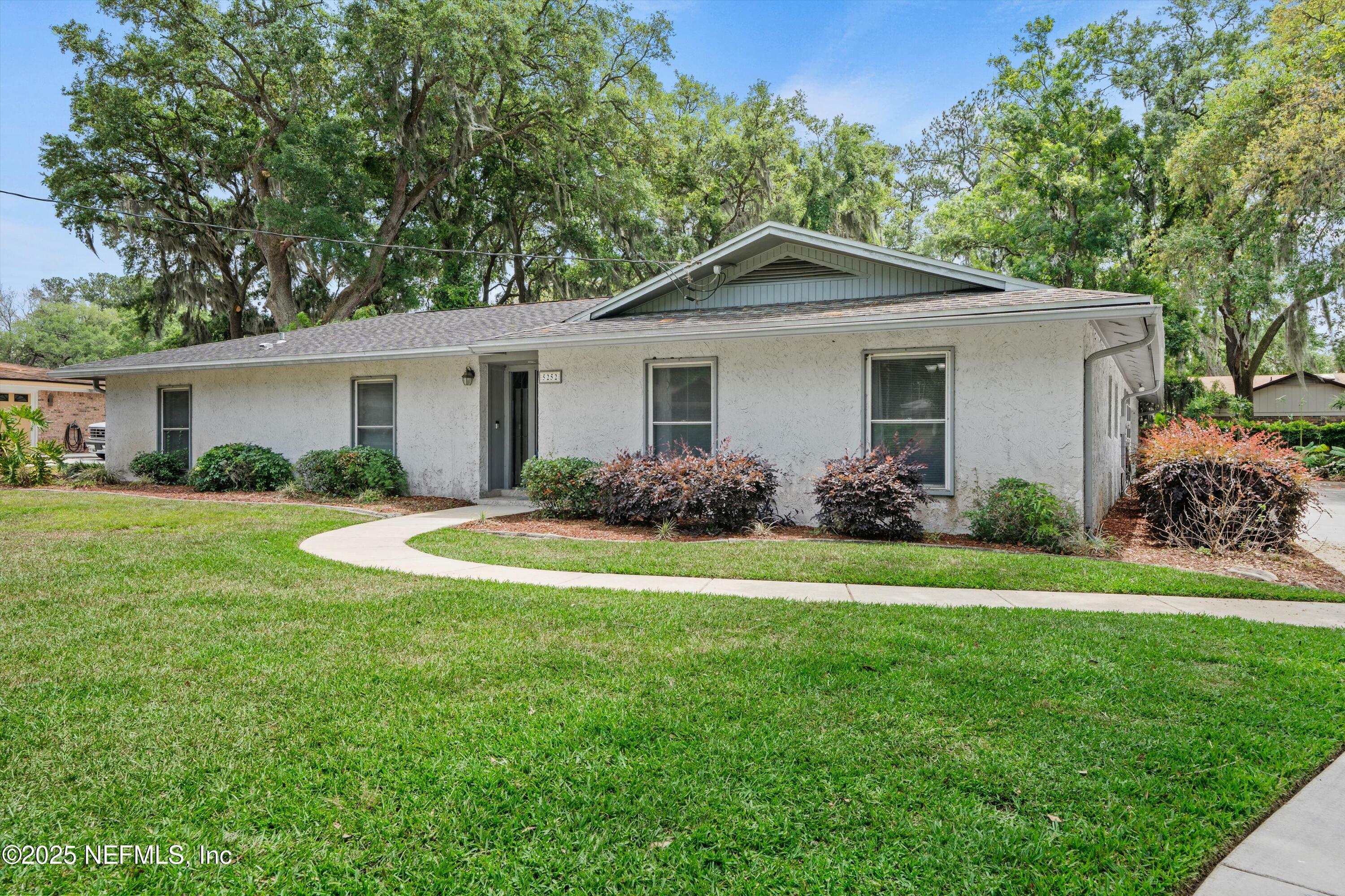Property Photo: 5252 Golf Course Drive FL 32277