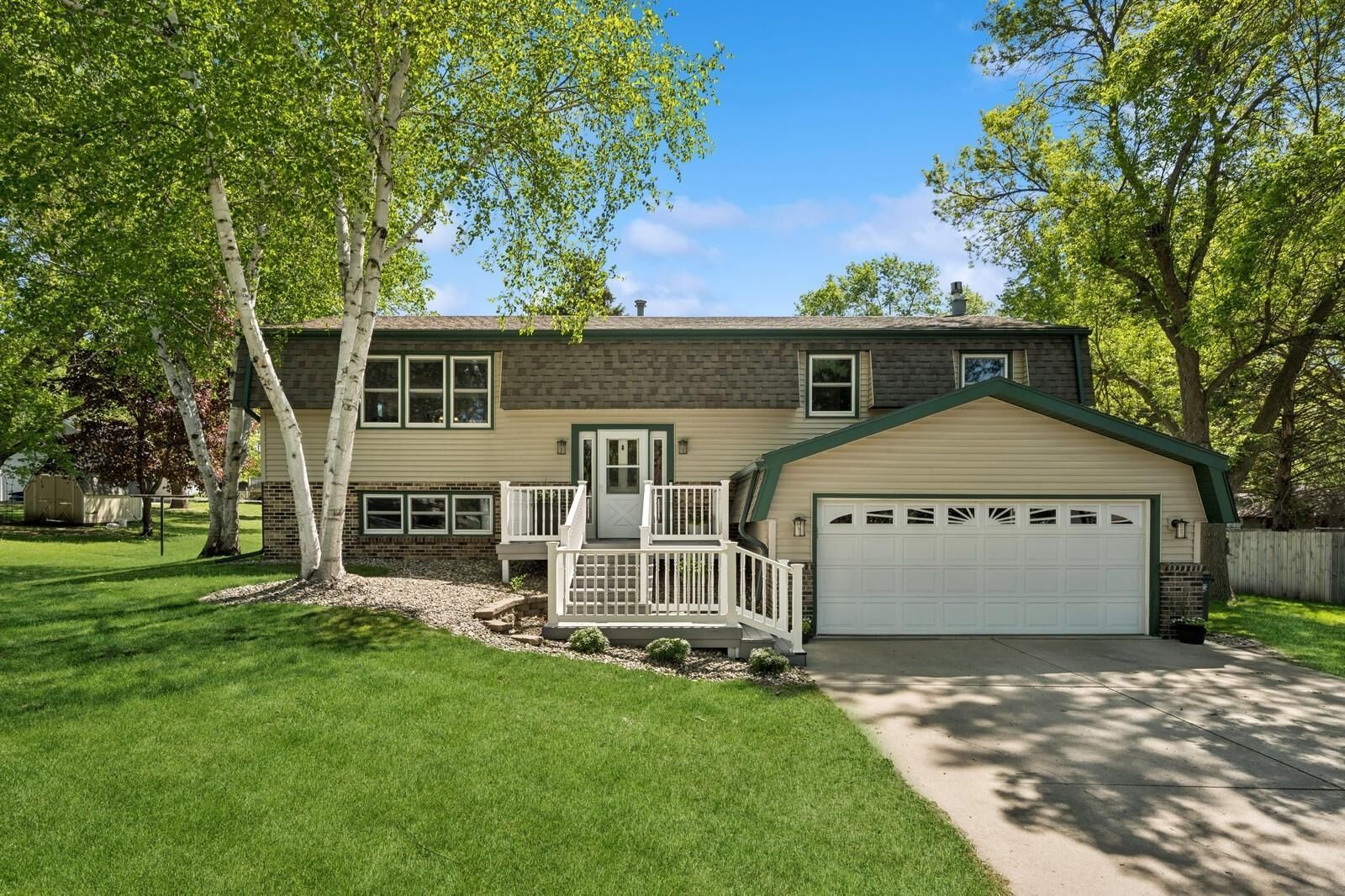 Property Photo: 1305 9th Street SE MN 56201