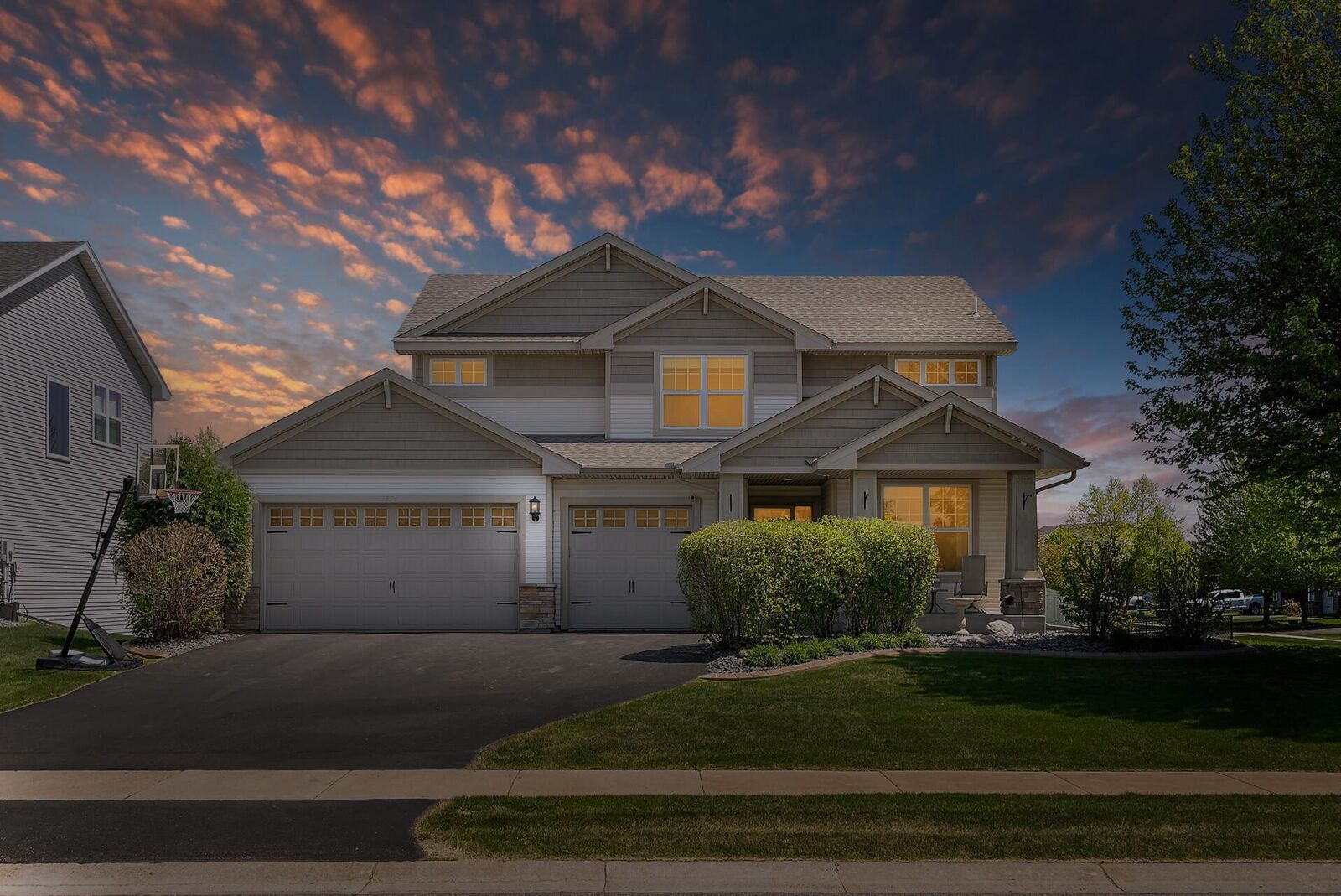 Property Photo: 7304 Mackenzie Avenue NE MN 55330