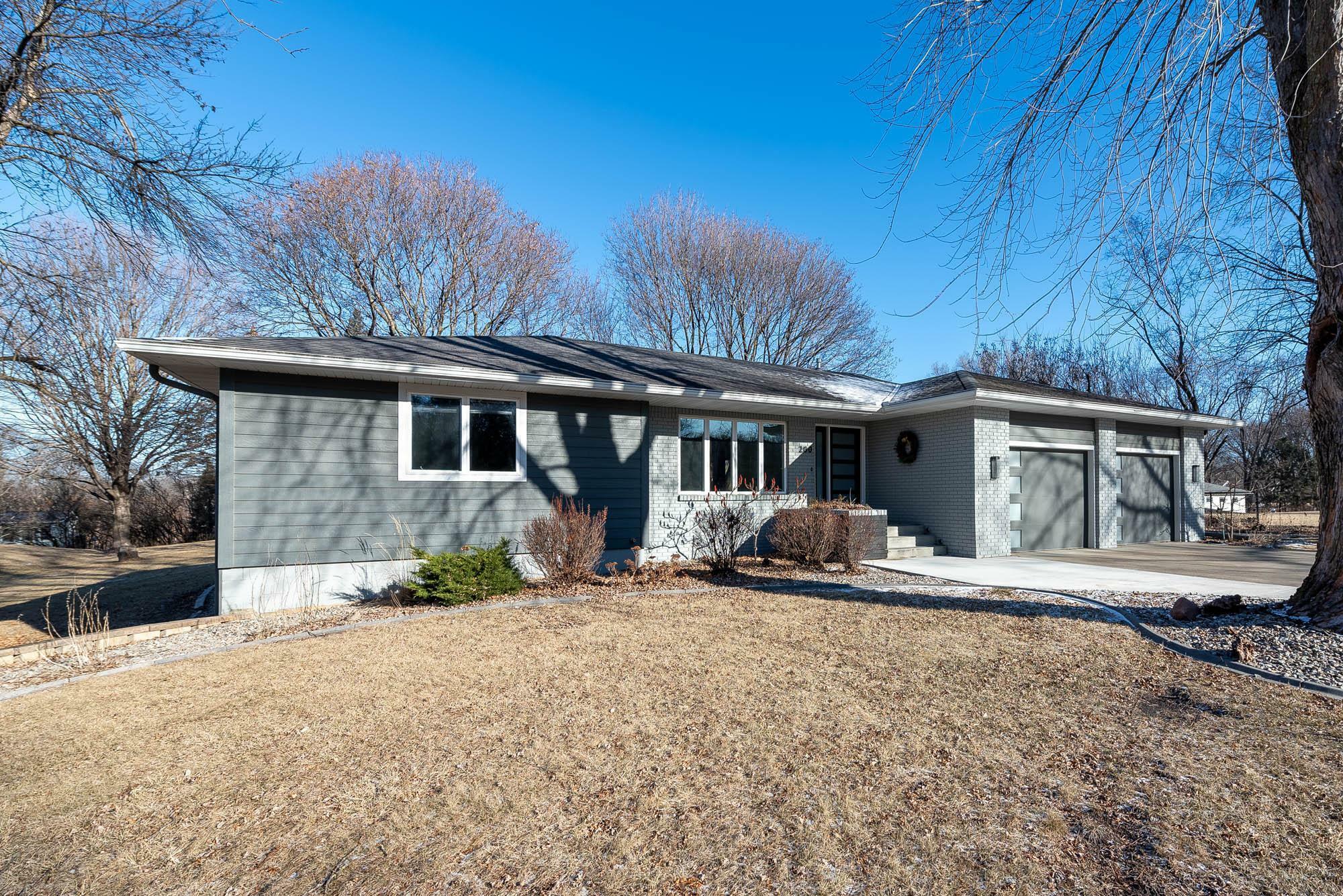 Property Photo: 200 Lily Drive MN 56001