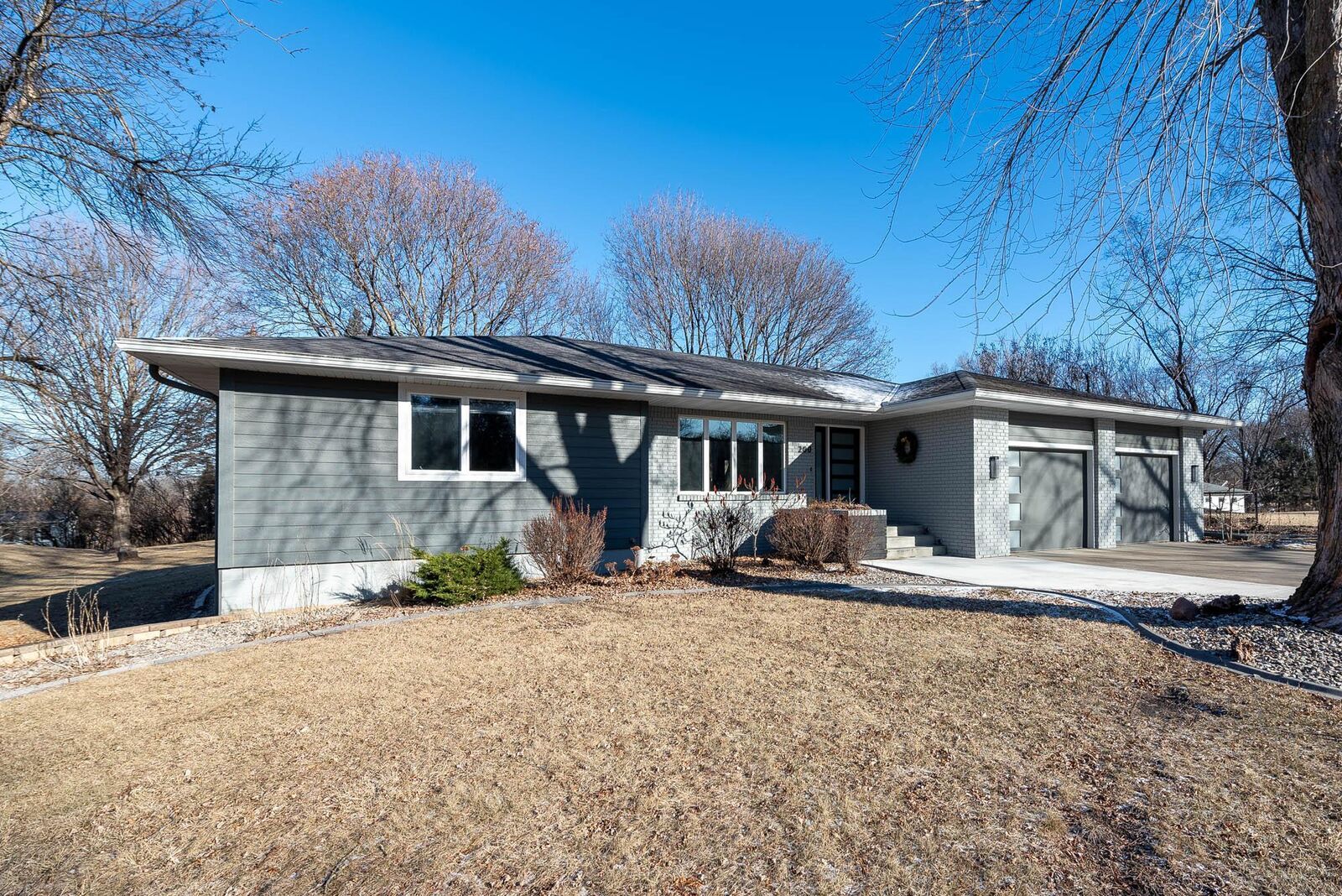 Property Photo:  200 Lily Drive  MN 56001 