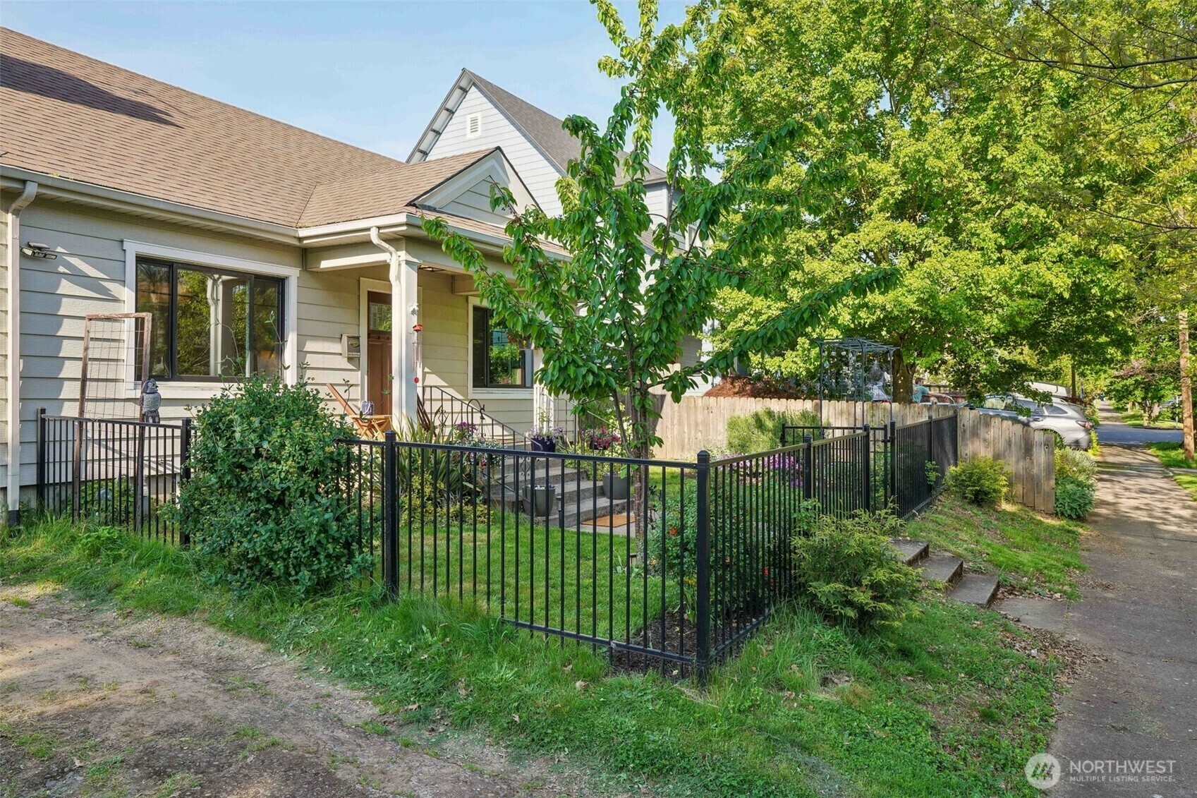 Property Photo: 310 W 21st Street WA 98660