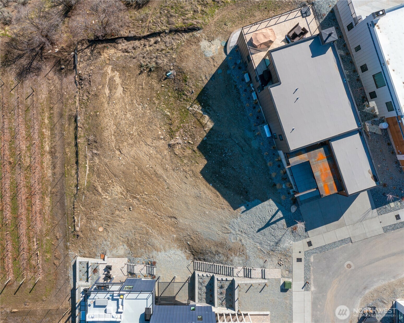 Property Photo: 1325 Dragonfly Court WA 98816