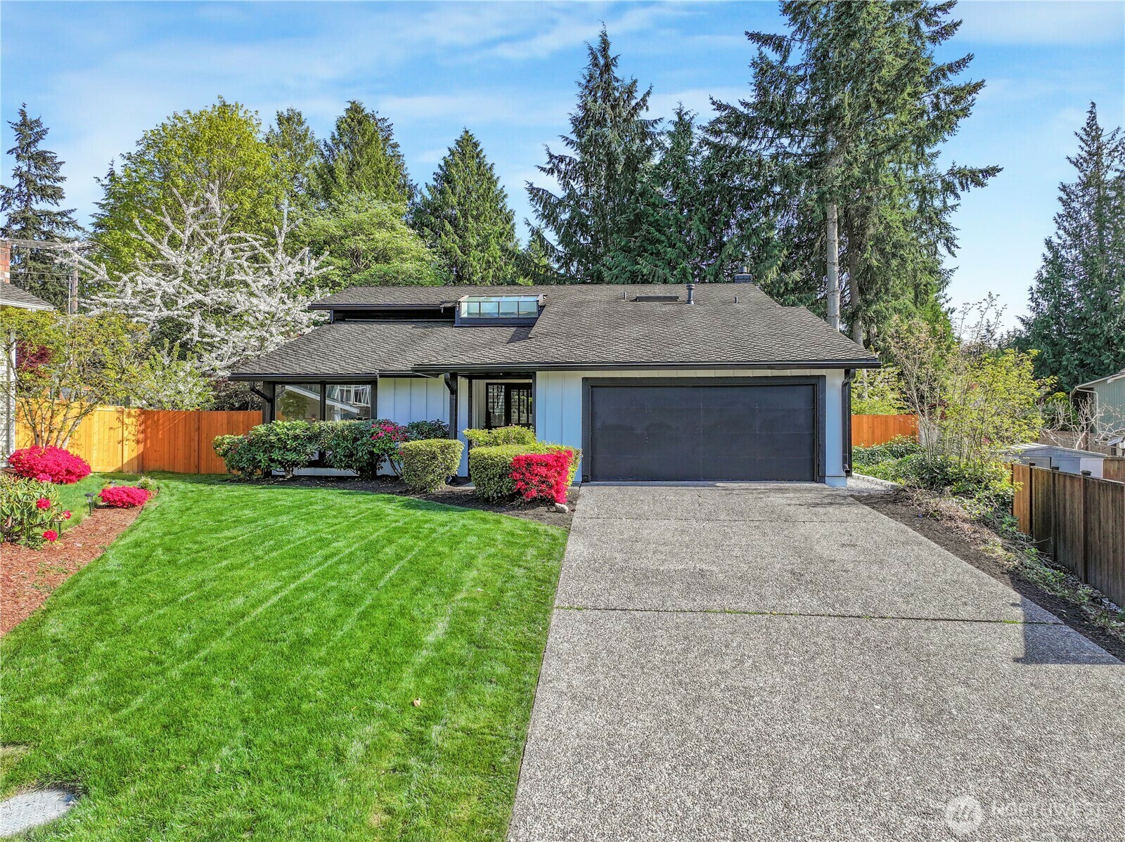 3418  103rd Place SE  Everett WA 98208 photo