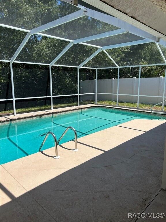 Property Photo:  3937 W Featheredge Court  FL 34461 