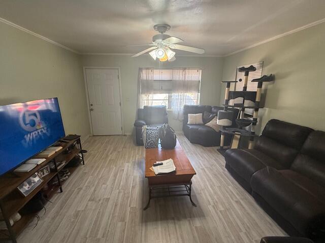 Property Photo: 1126 S L Street FL 33460