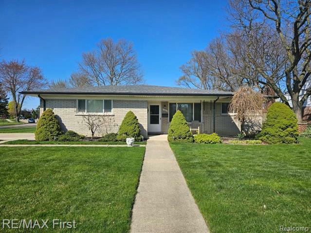 11065 Forrer Drive  Sterling Heights MI 48312 photo
