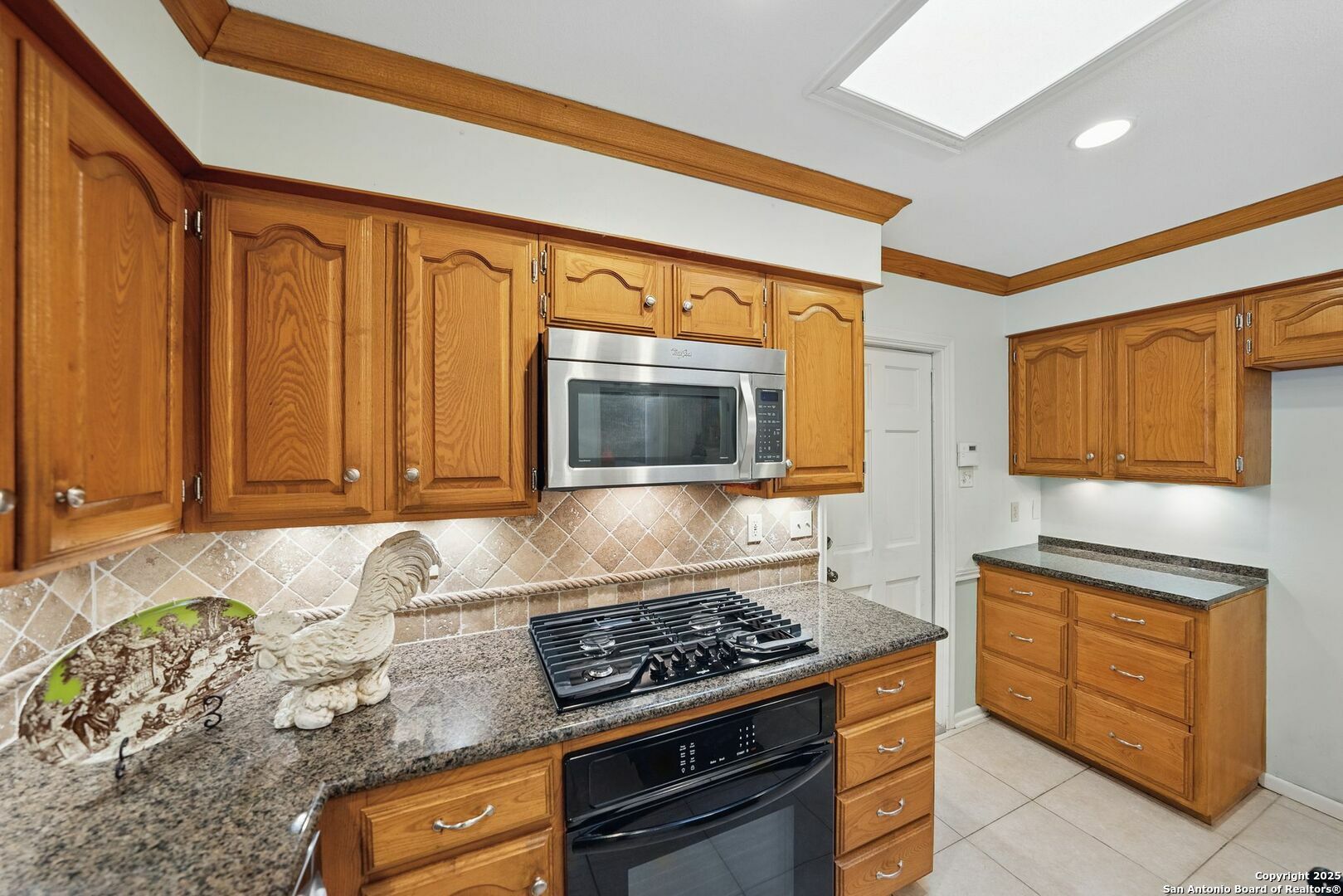 Property Photo: 203 Pike Rd TX 78209