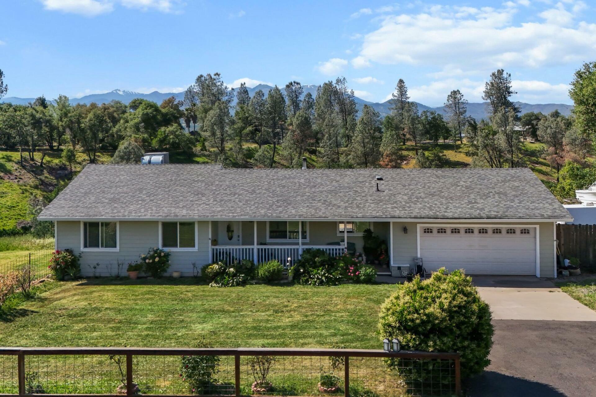 7102 Bohn Boulevard  Anderson CA 96007 photo