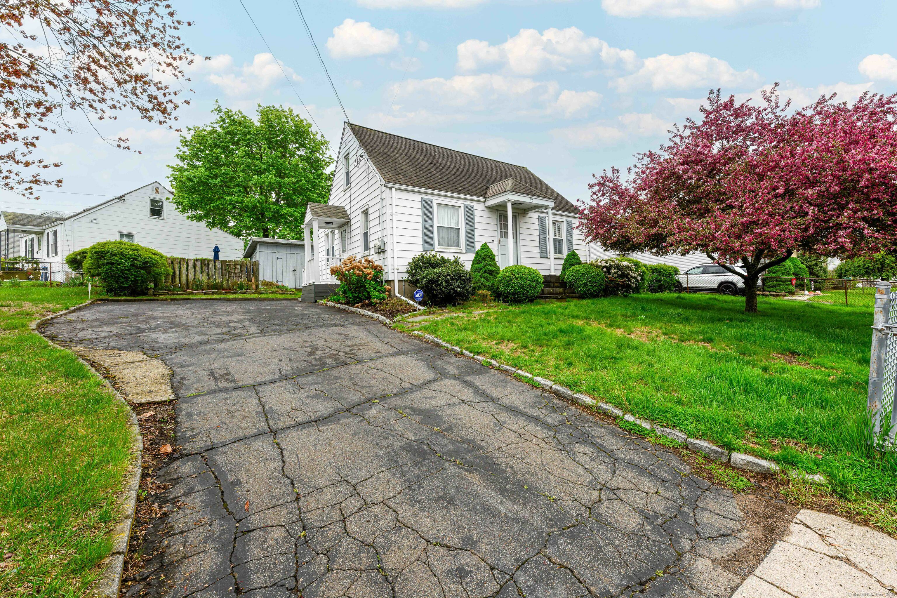 Property Photo: 95 Vista Drive CT 06512
