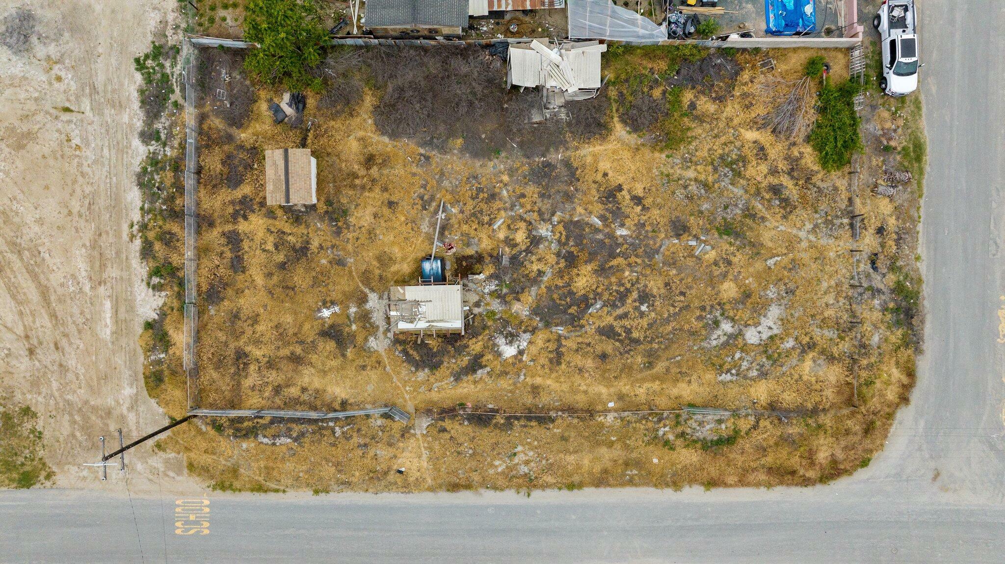 Property Photo: 5311 Ellis Road CA 93201