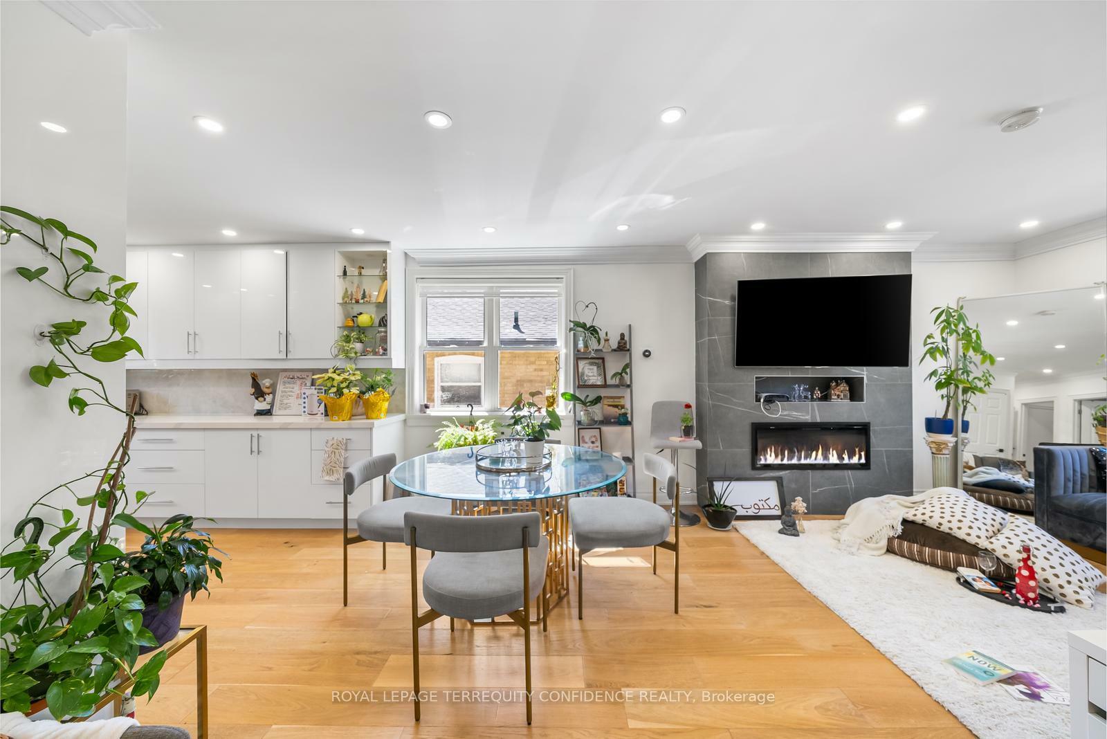 Property Photo: 103 Hounslow Avenue ON M2N 2B1