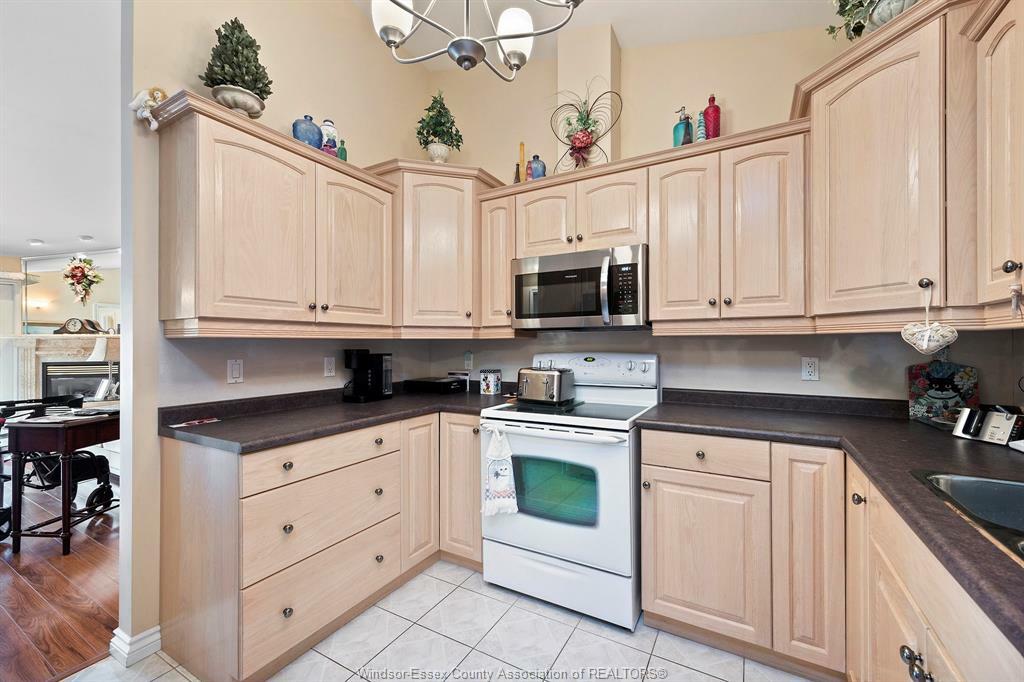 Property Photo: 1386 Blue Heron Court ON N8P 1M8