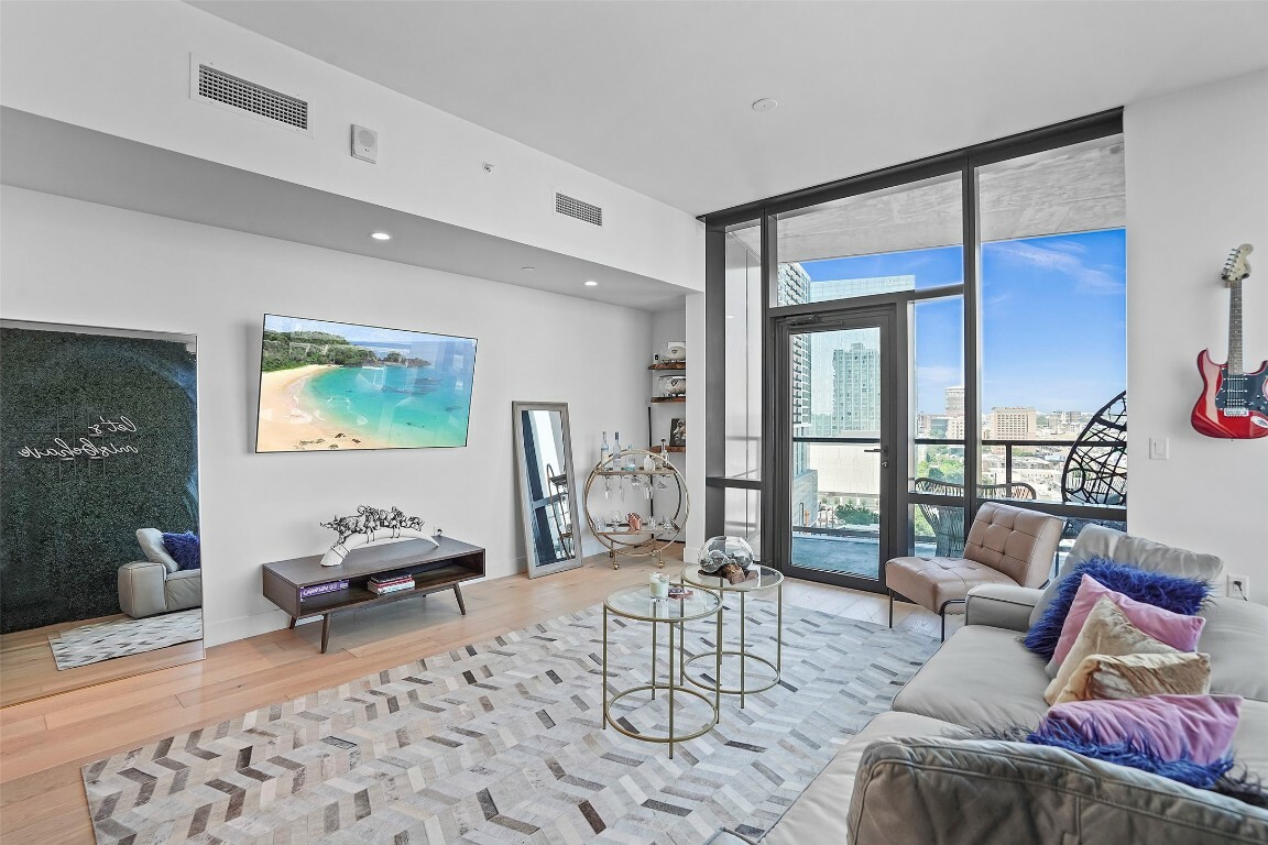Property Photo: 70 Rainey Street 1409 TX 78701