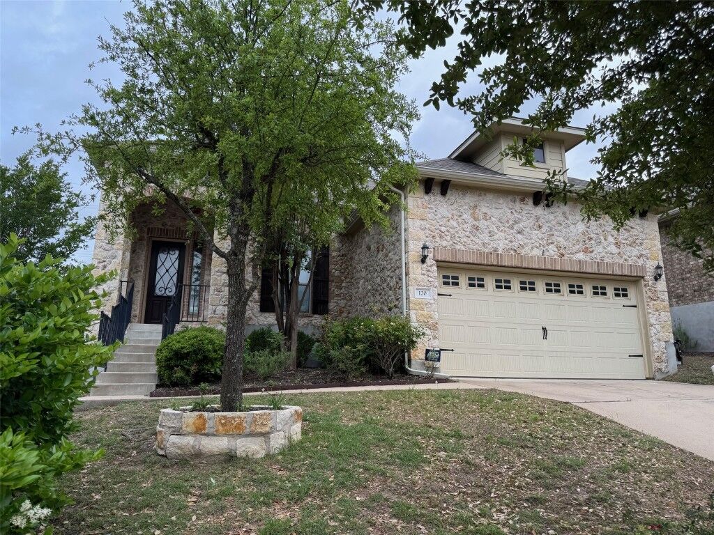 Property Photo: 120 W Adelanta Place TX 78681