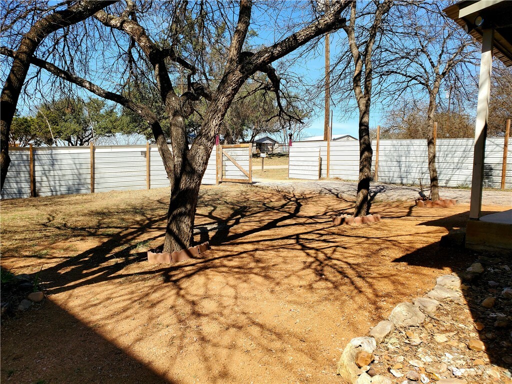 Property Photo: 6637 River Oaks Drive TX 78639
