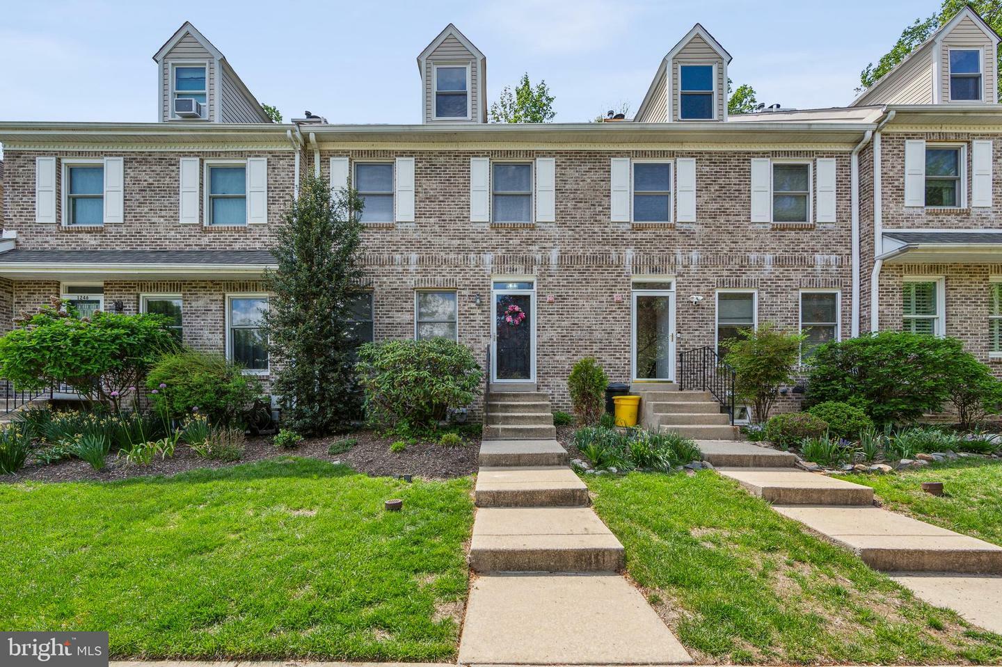 Property Photo: 1244 Country Club Drive PA 19064