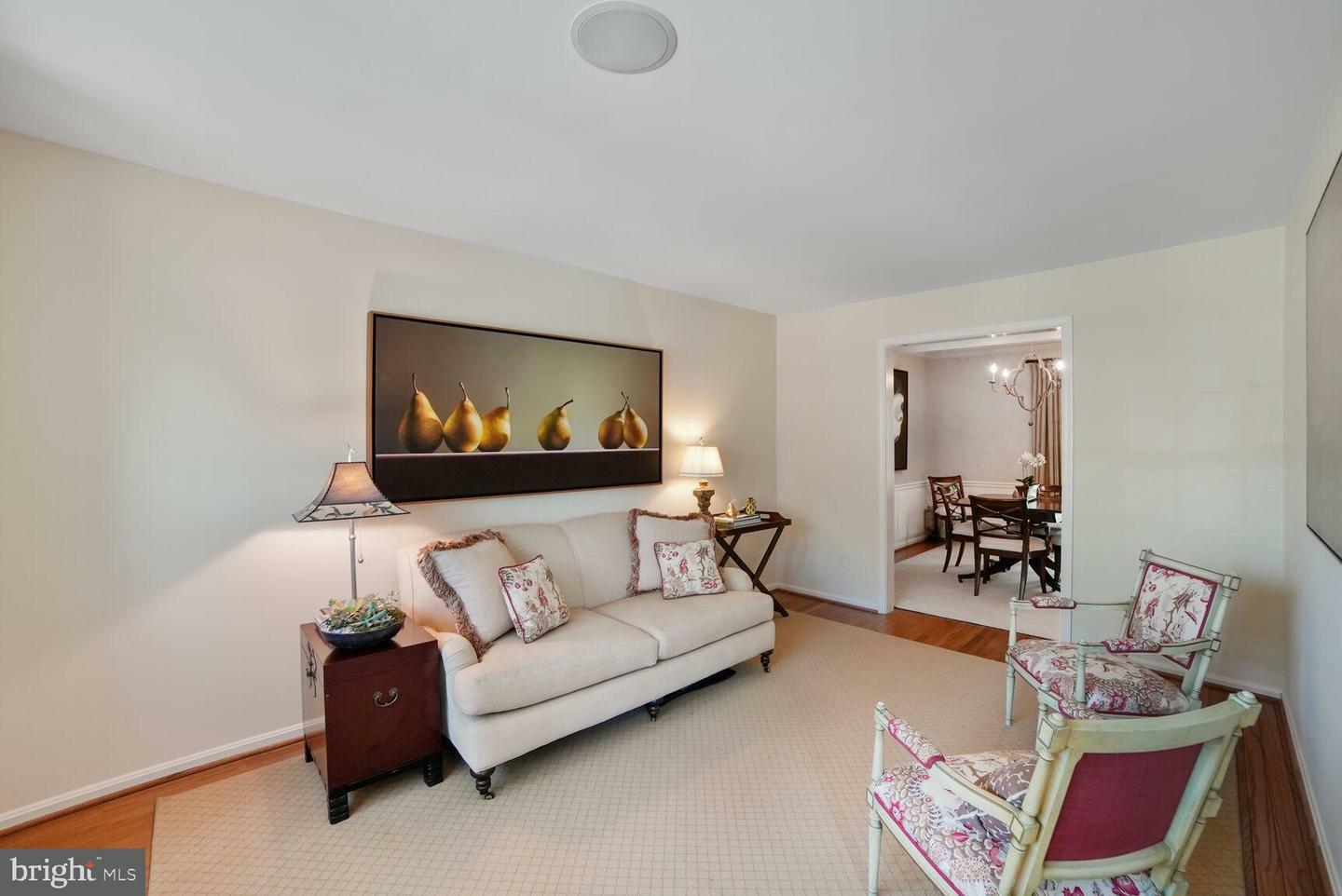 Property Photo: 6726 Hillandale Road 13 MD 20815