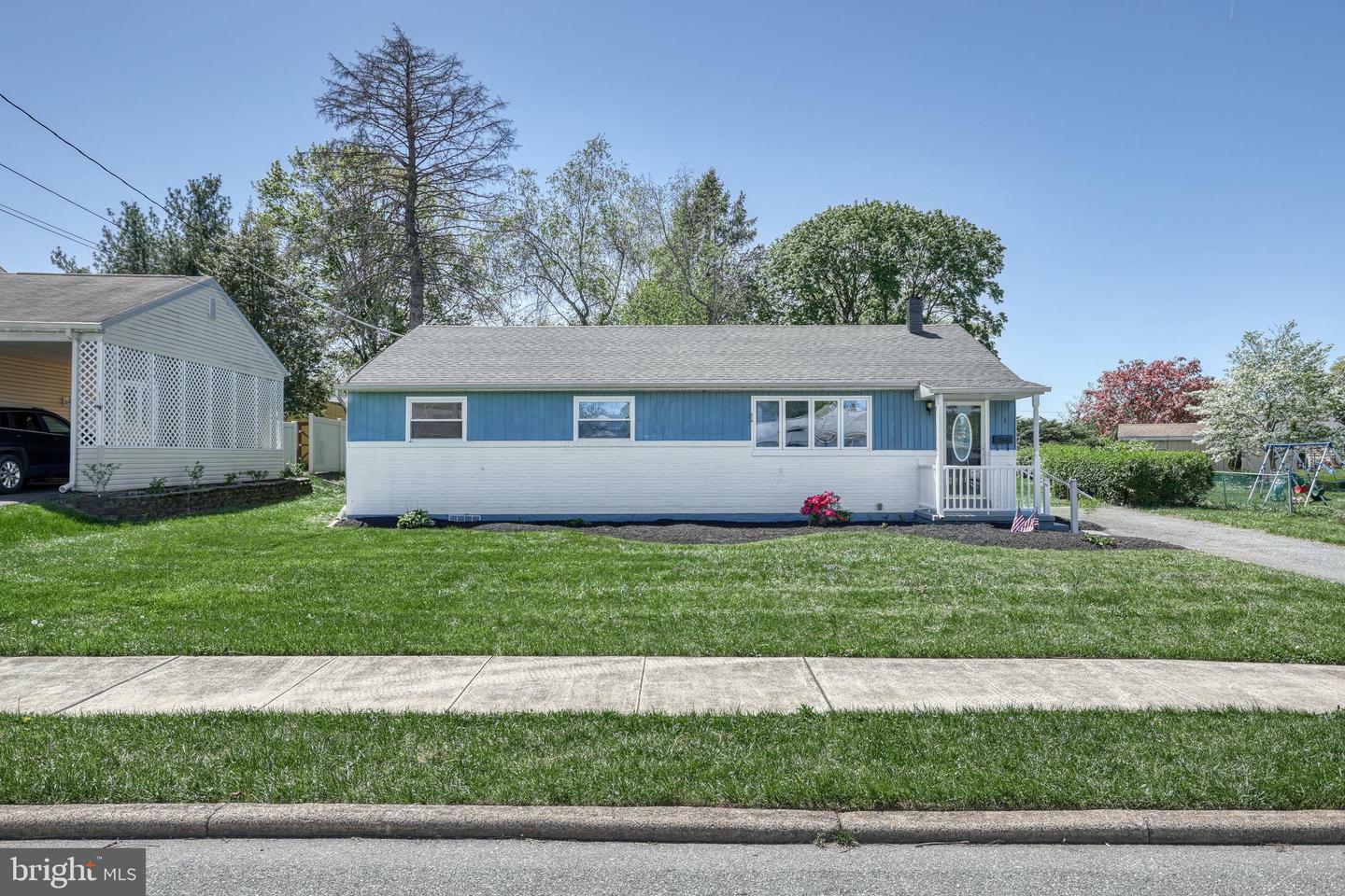 Property Photo: 3 Woodmere Drive PA 17011