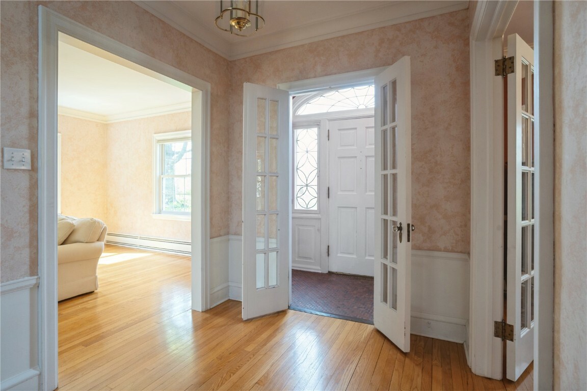 Property Photo: 512 Vernon Drive SE IA 52403