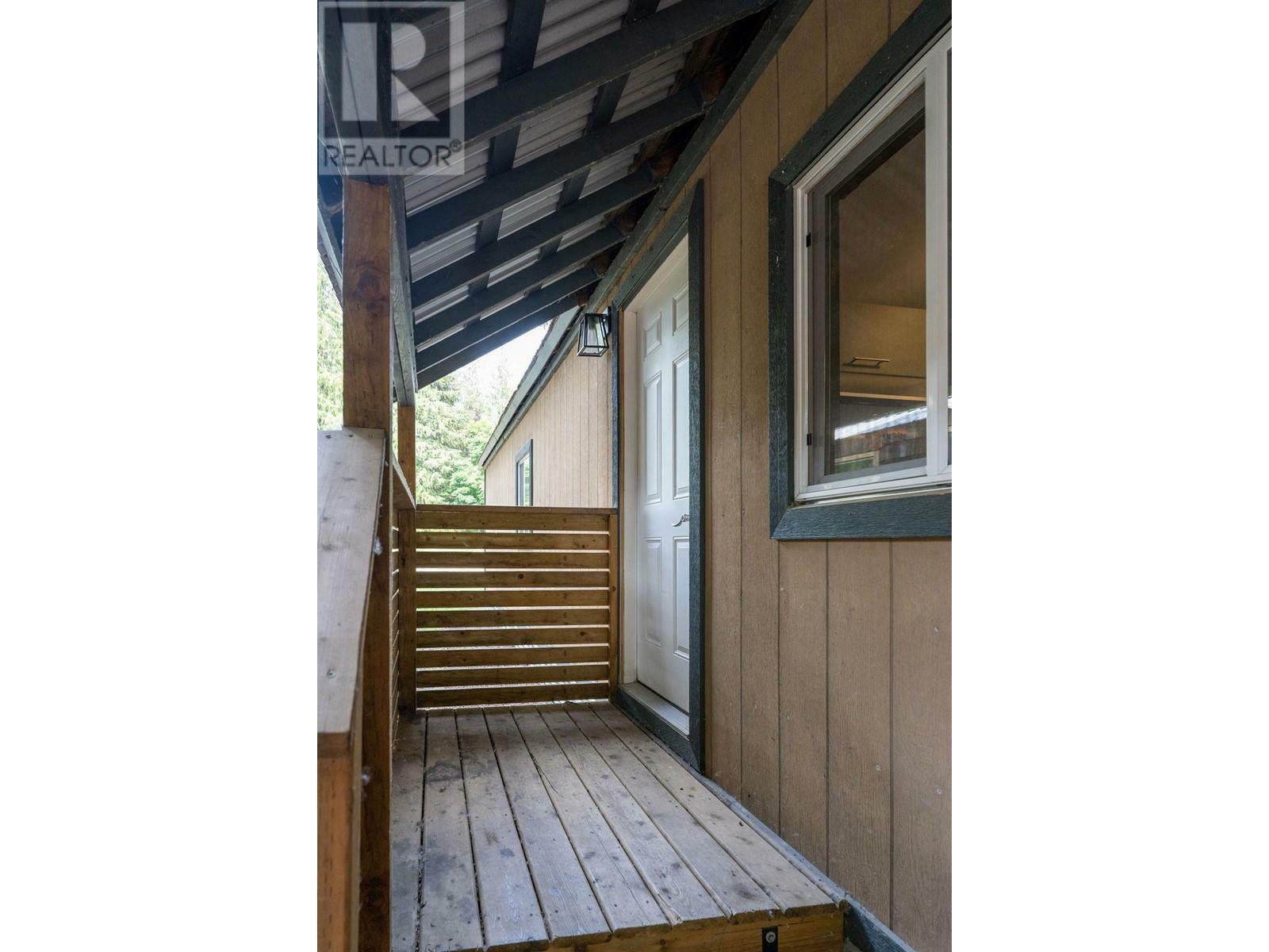 Property Photo: 1079 Lundell Road 4 BC V0E 2S0