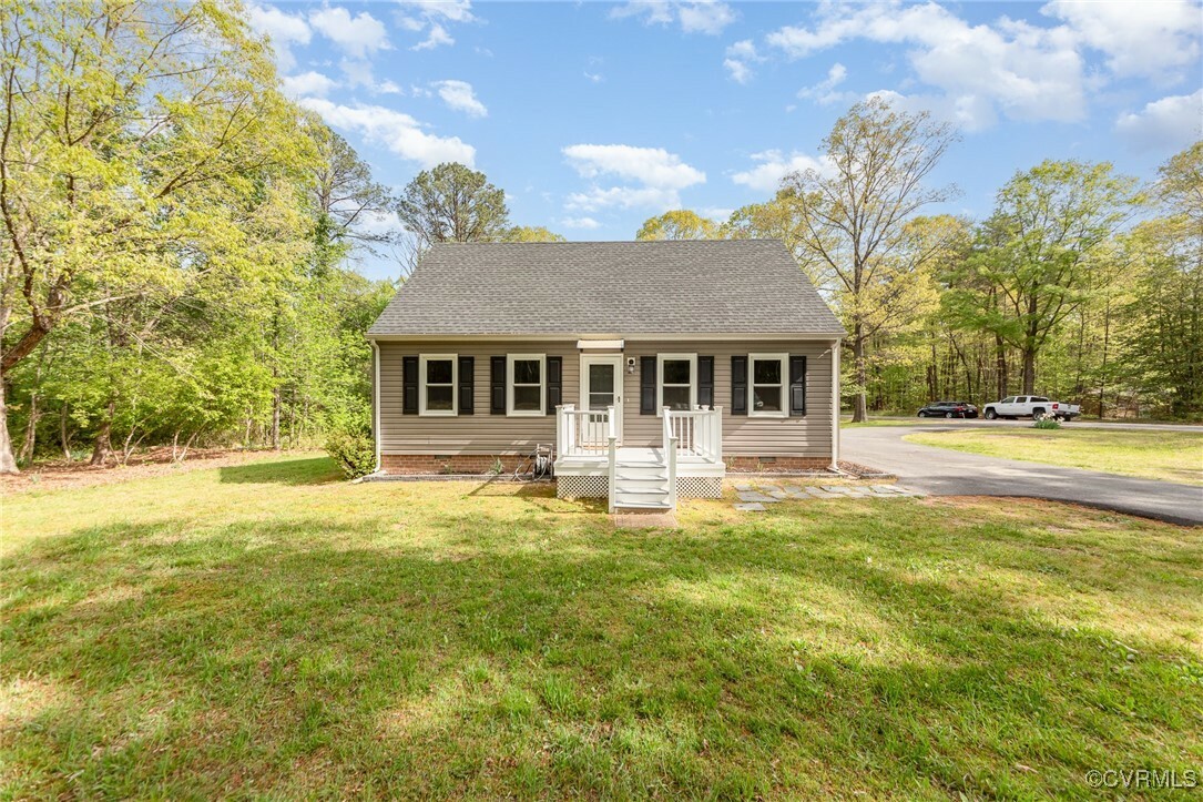 Property Photo: 15131 Burruss Lane VA 22546