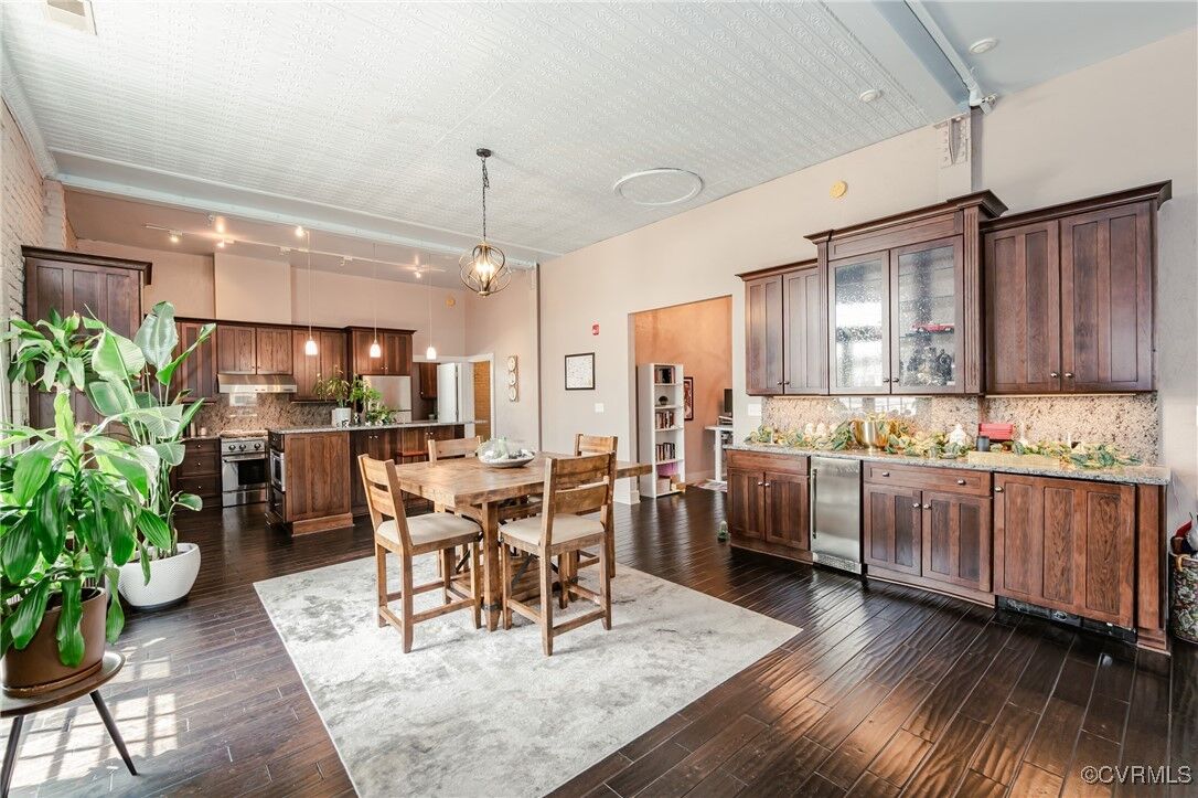 Property Photo: 612 Hull Street 302 VA 23224
