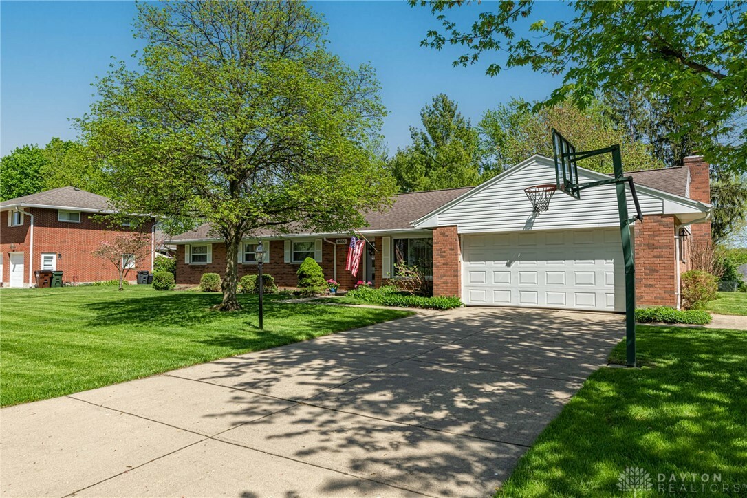 Property Photo: 4600 Wing View Lane OH 45429