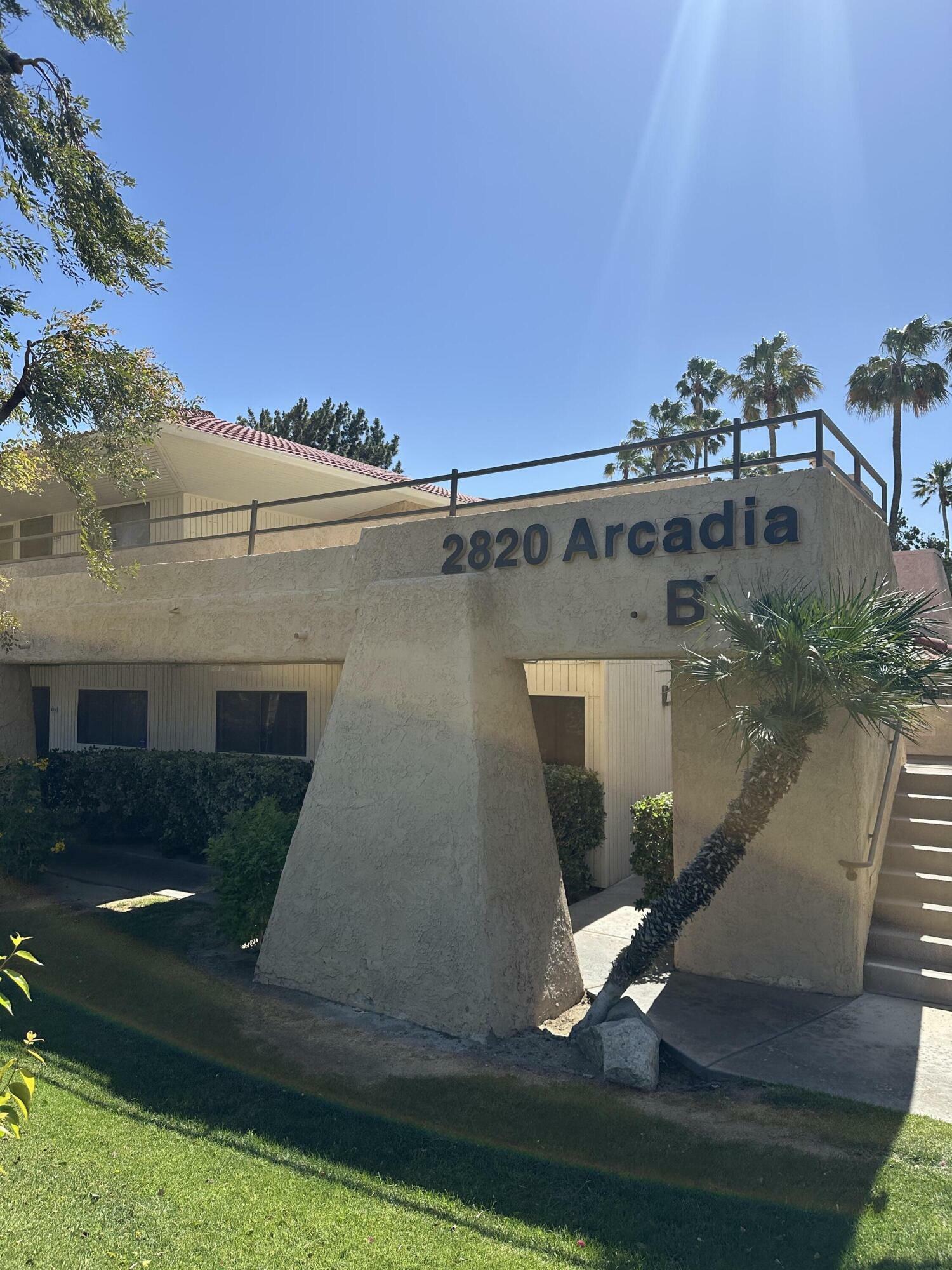 Property Photo: 2820 N Arcadia B116 CA 92262