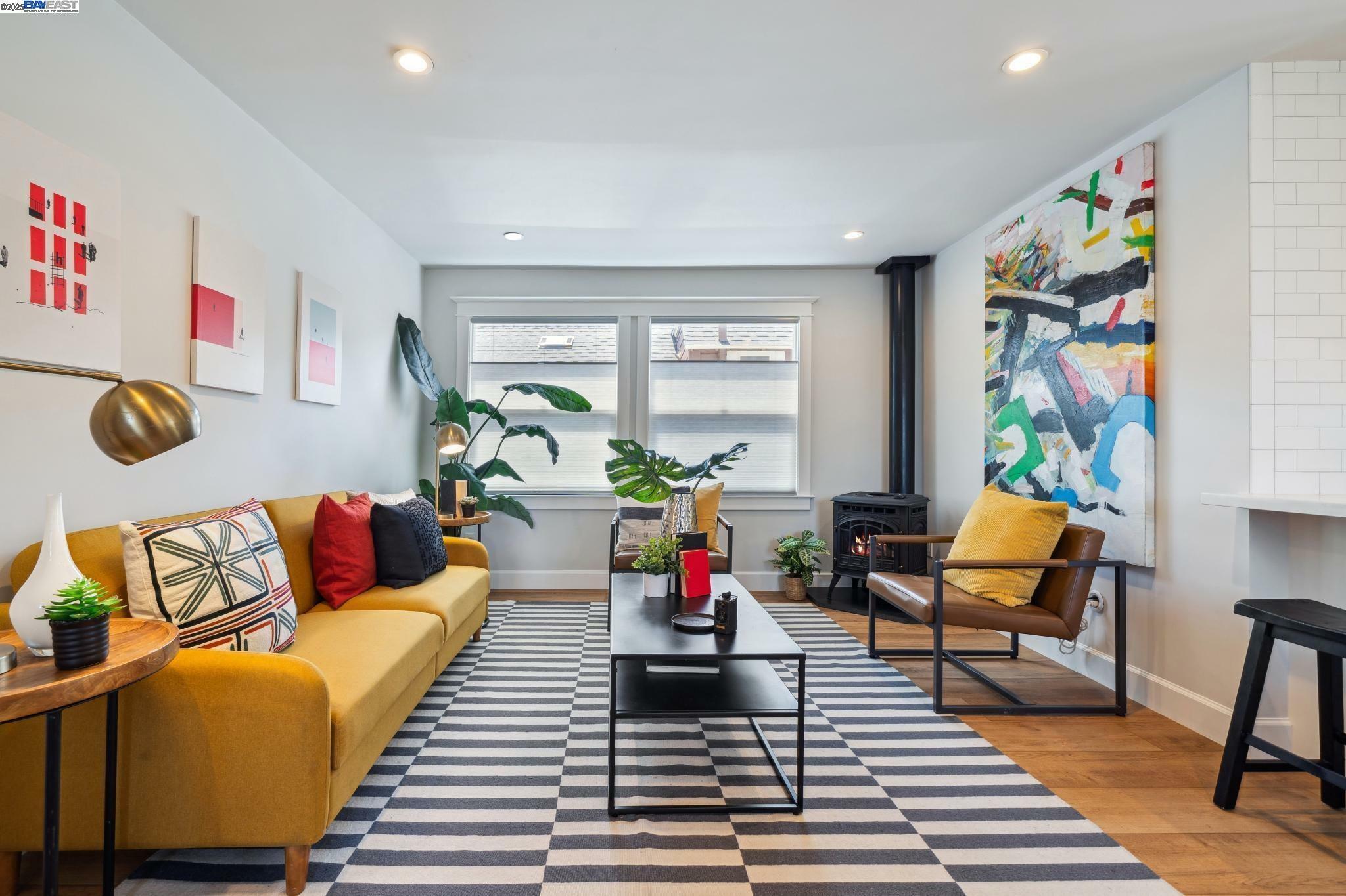 Property Photo: 1525 Stanton St CA 94501
