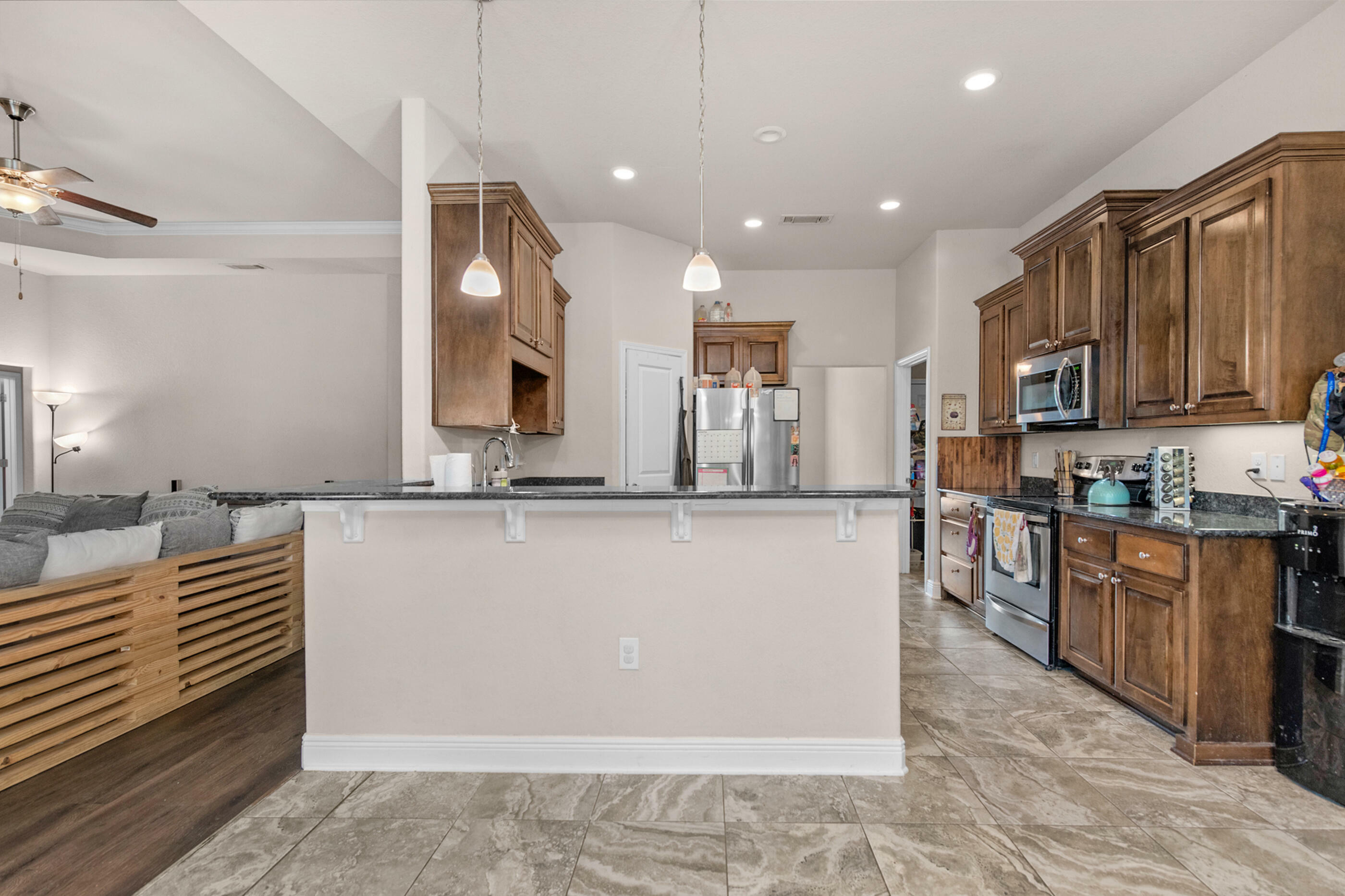 Property Photo: 303 Vale Loop FL 32536